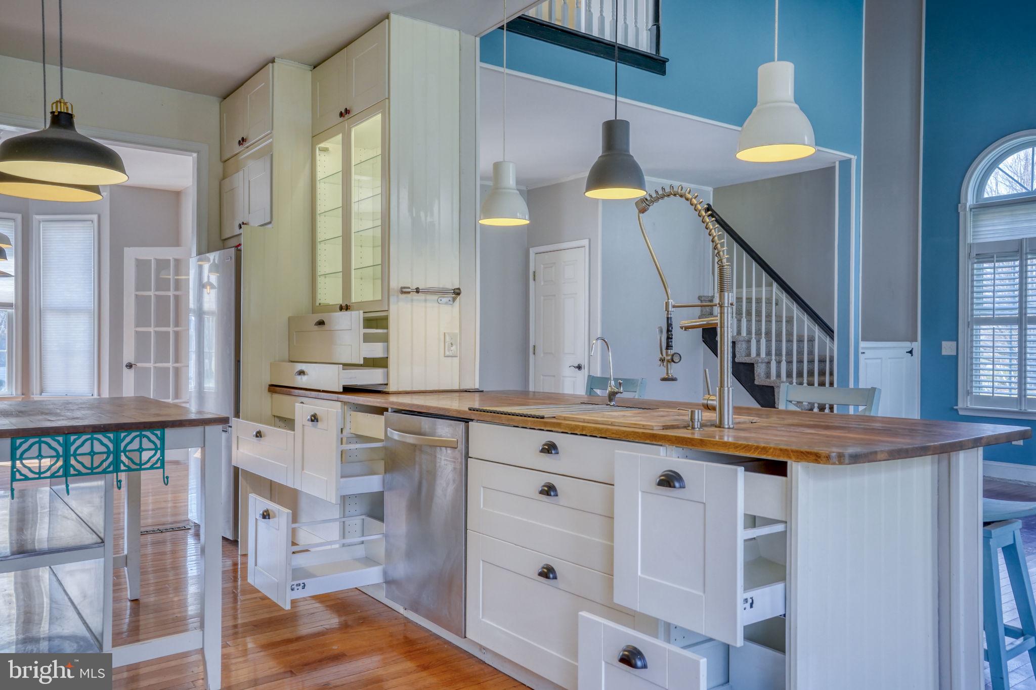 HUNTERS RIDGE - Residential