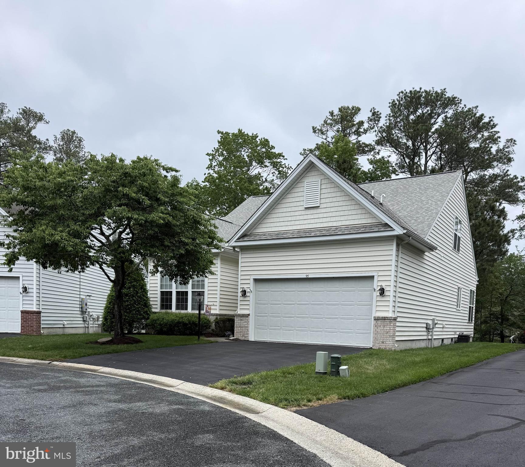 95 CHATHAM COURT