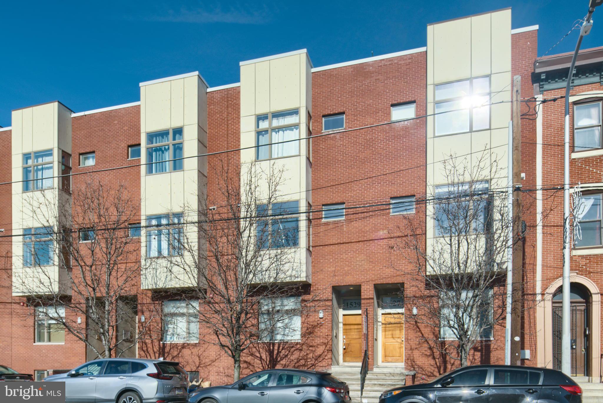 FAIRMOUNT - Residential Lease