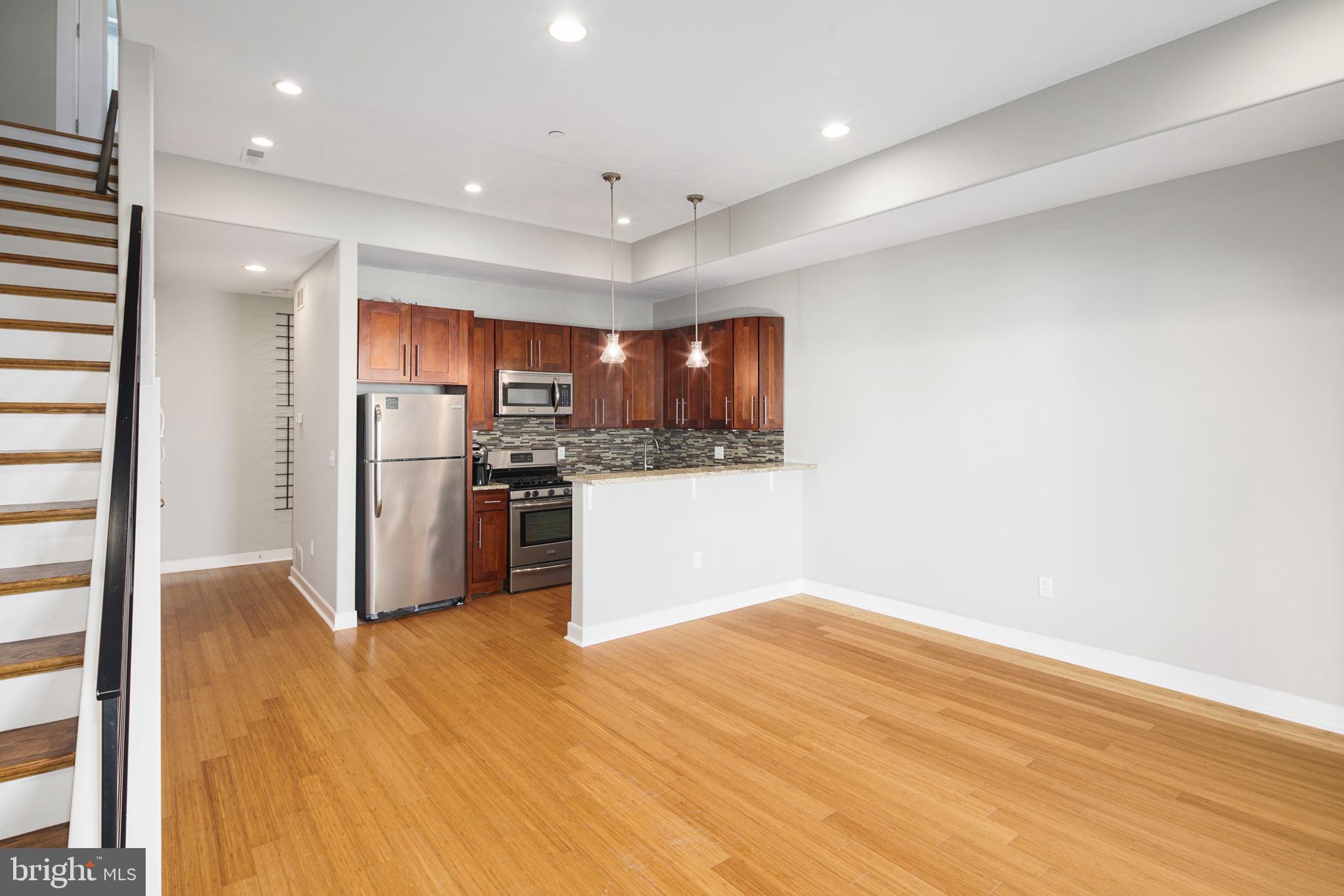 FAIRMOUNT - Residential Lease