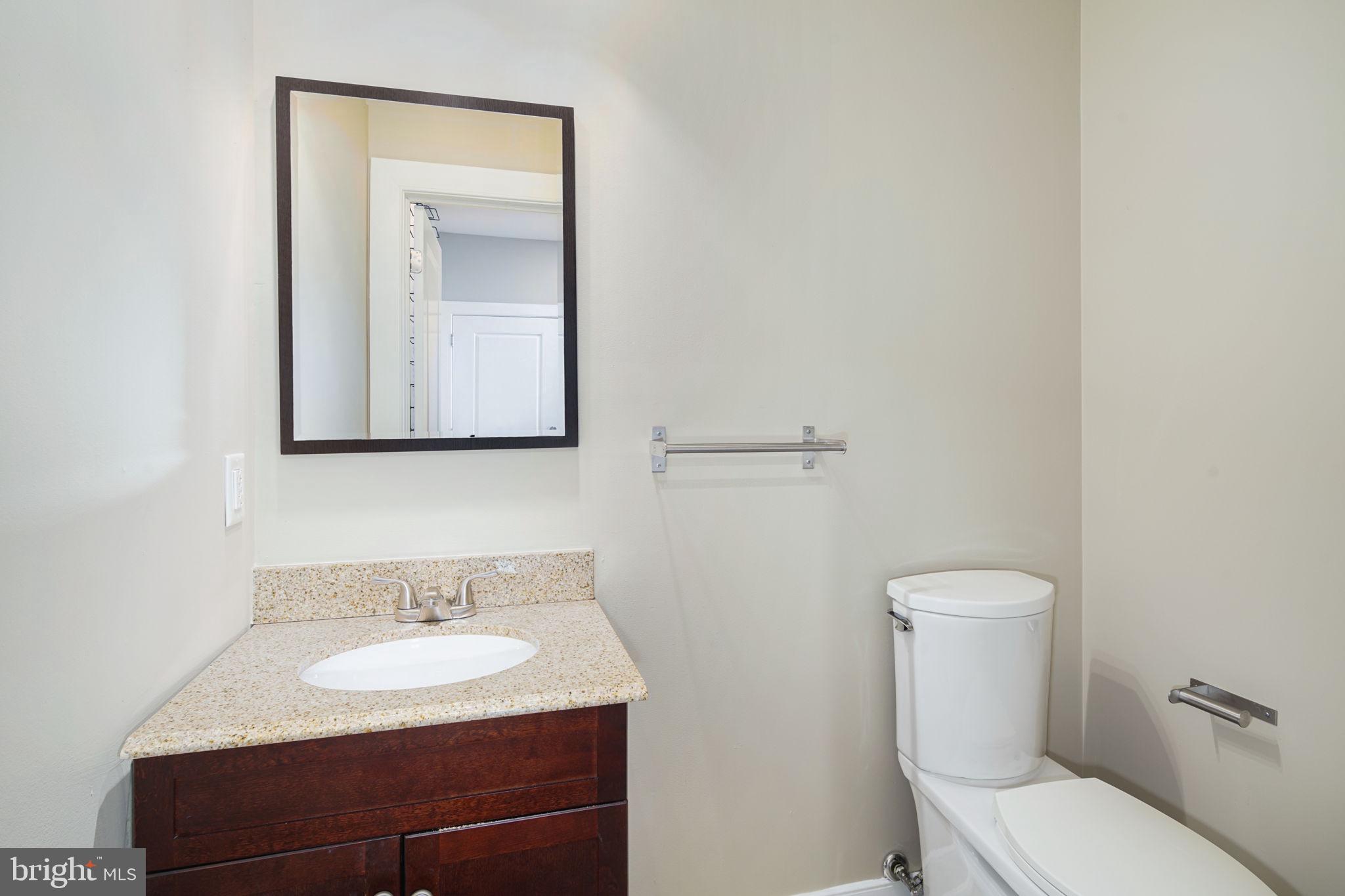 FAIRMOUNT - Residential Lease