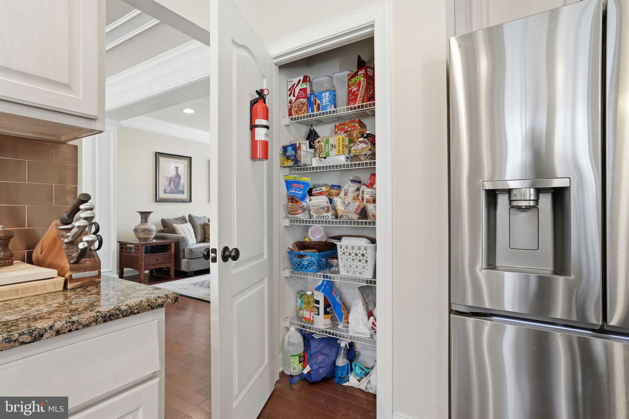 WINDSOR SQUARE - Residential