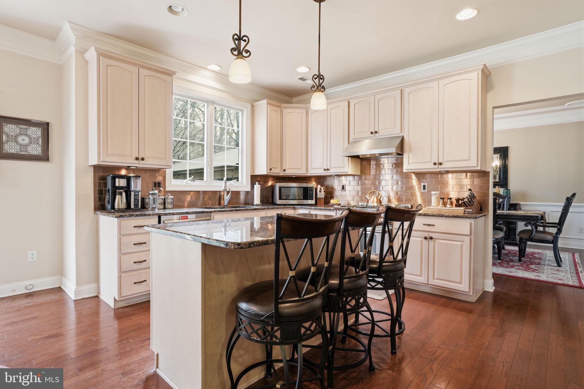 WINDSOR SQUARE - Residential