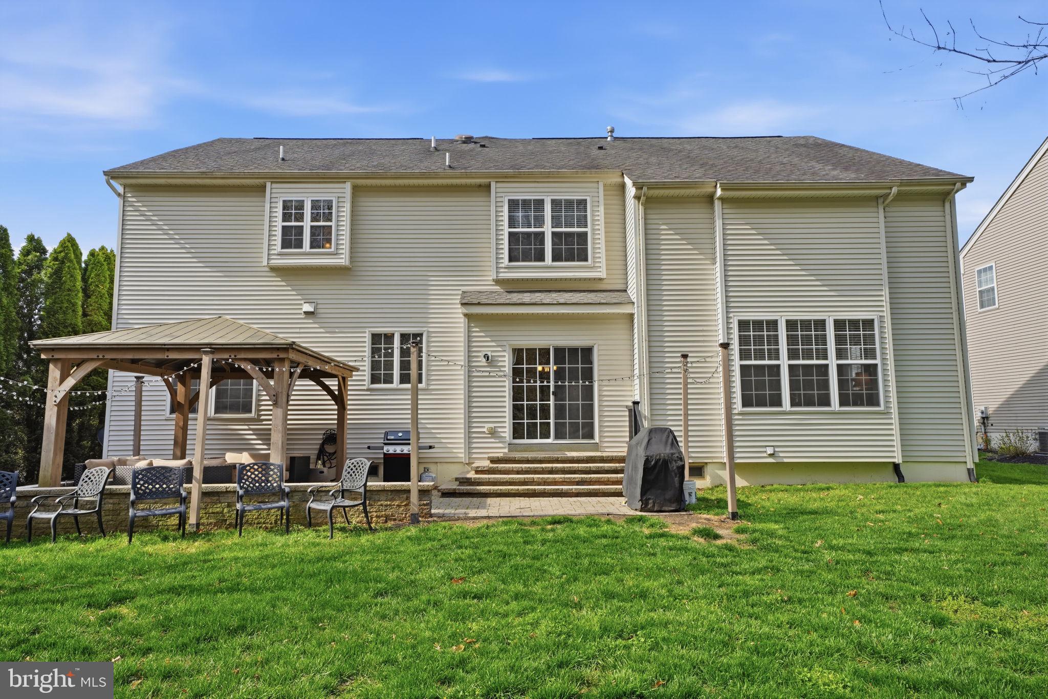 WINDSOR SQUARE - Residential