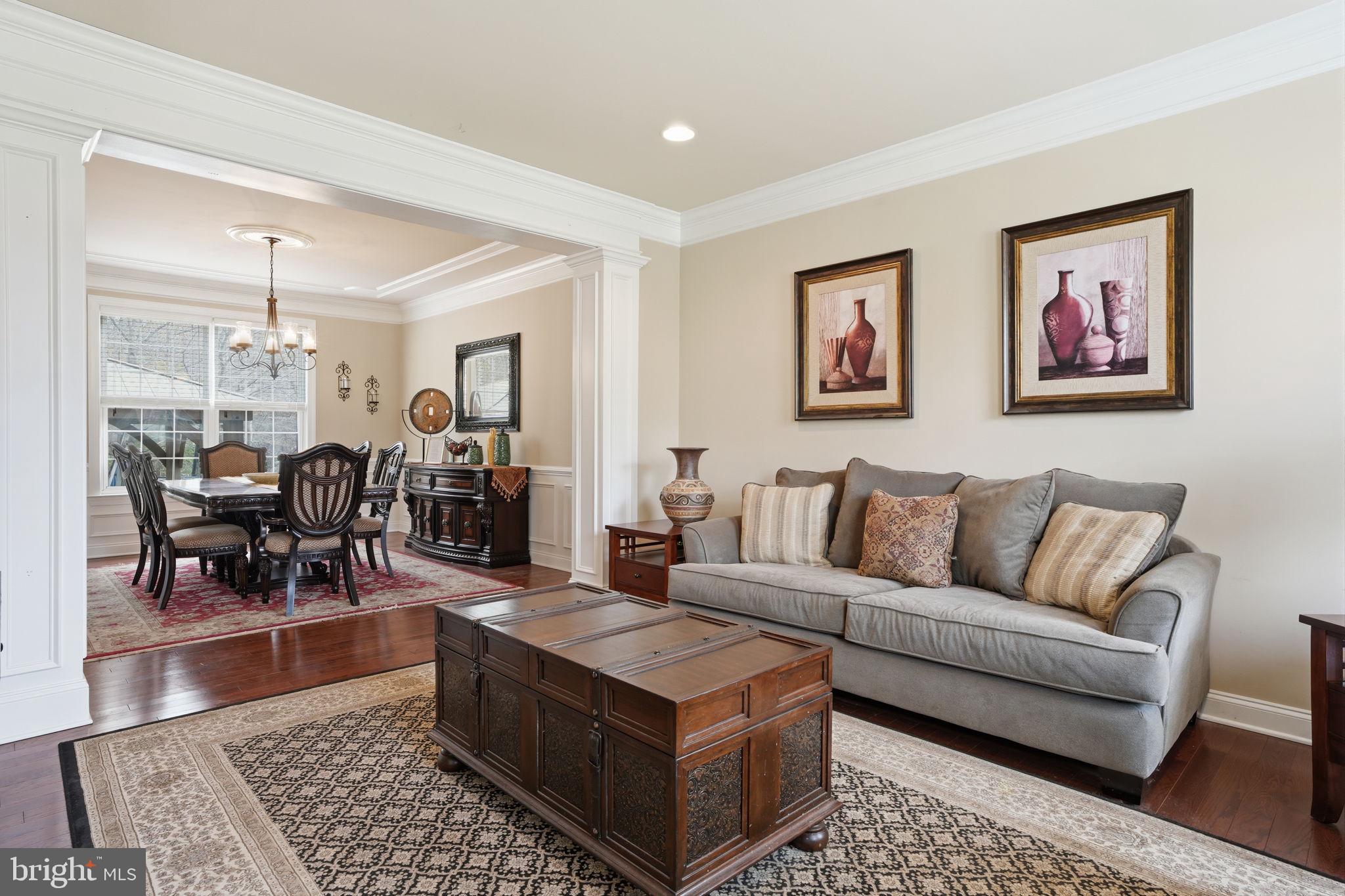 WINDSOR SQUARE - Residential