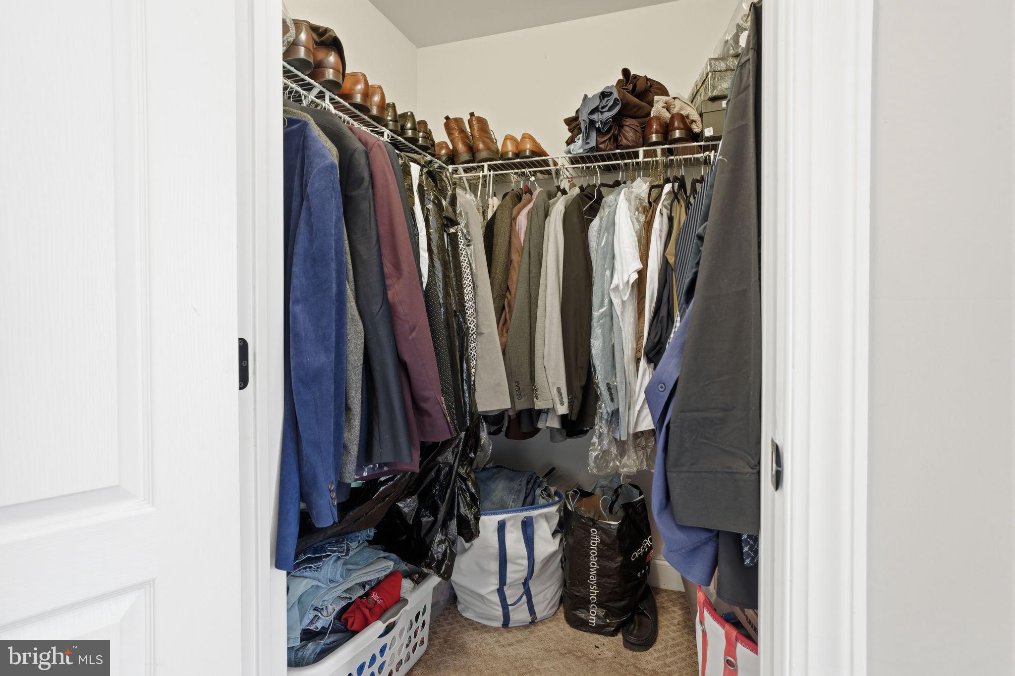 WINDSOR SQUARE - Residential