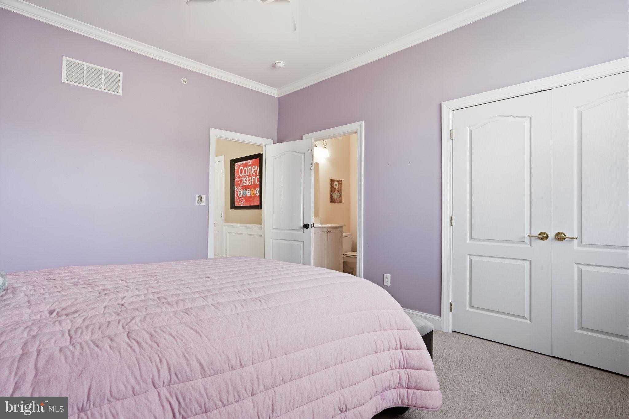 WINDSOR SQUARE - Residential