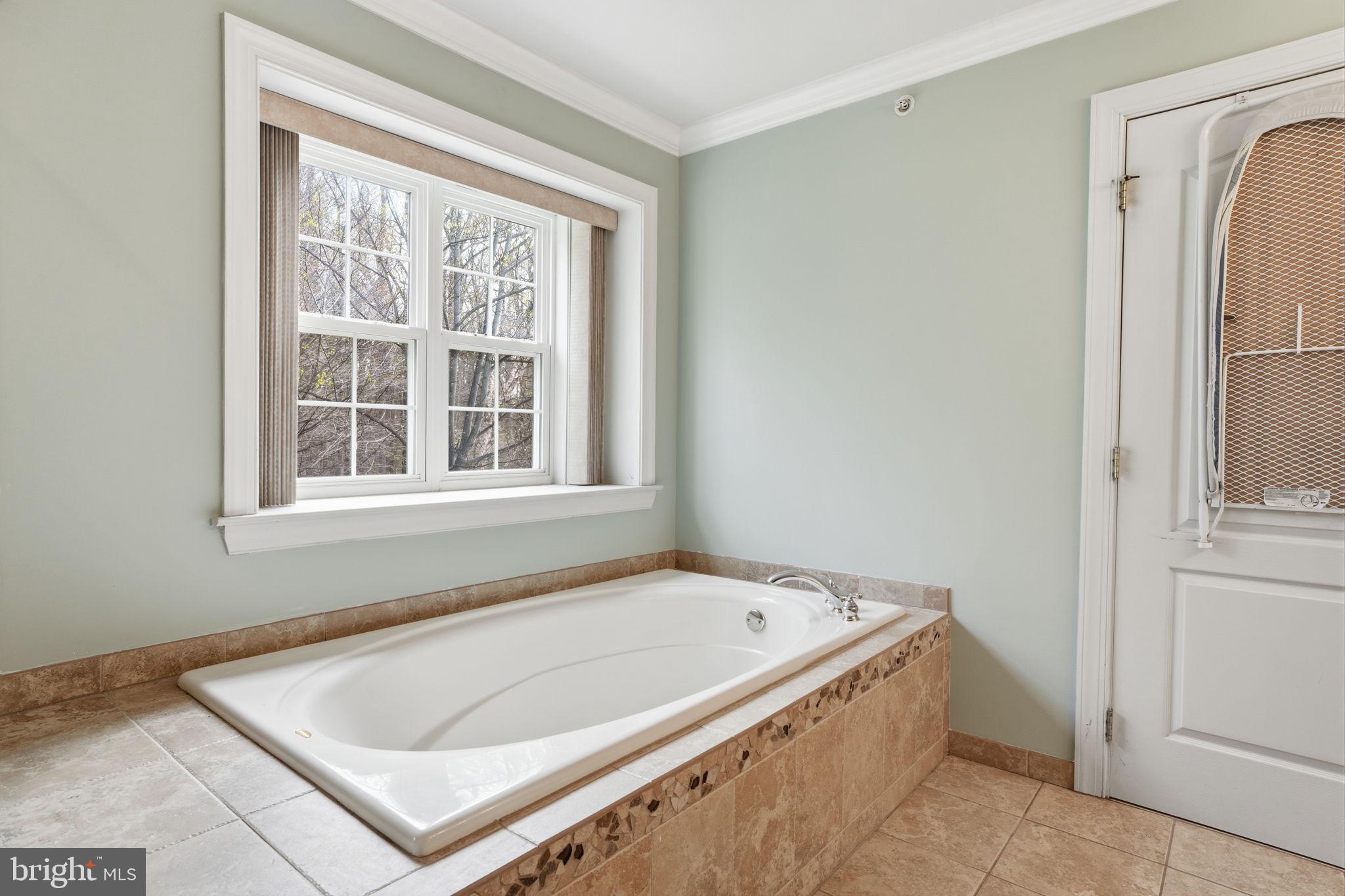 WINDSOR SQUARE - Residential