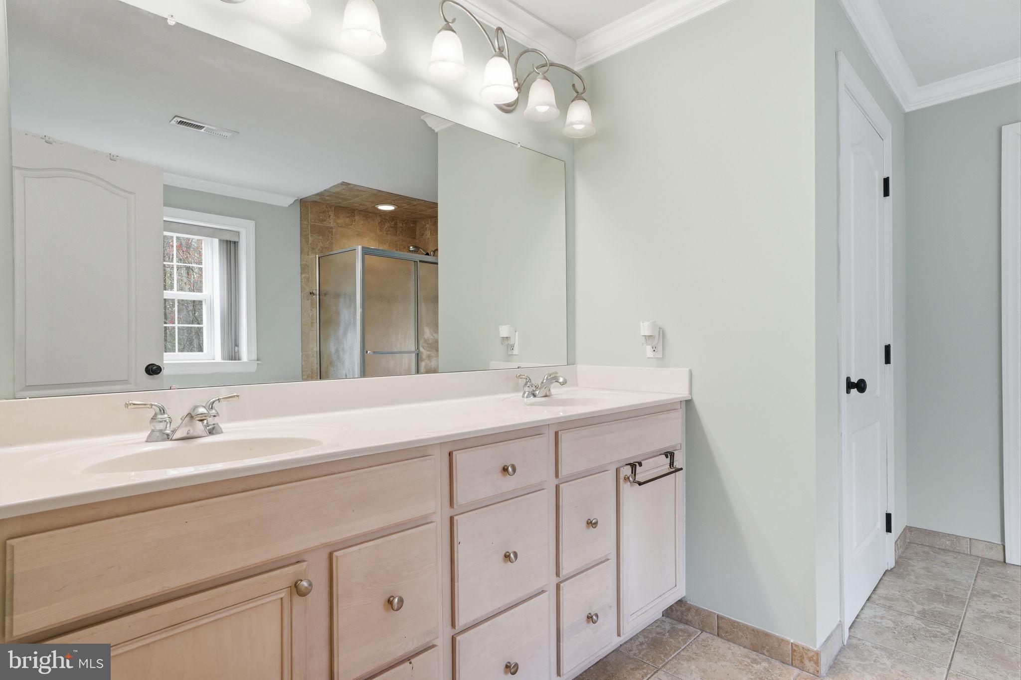 WINDSOR SQUARE - Residential