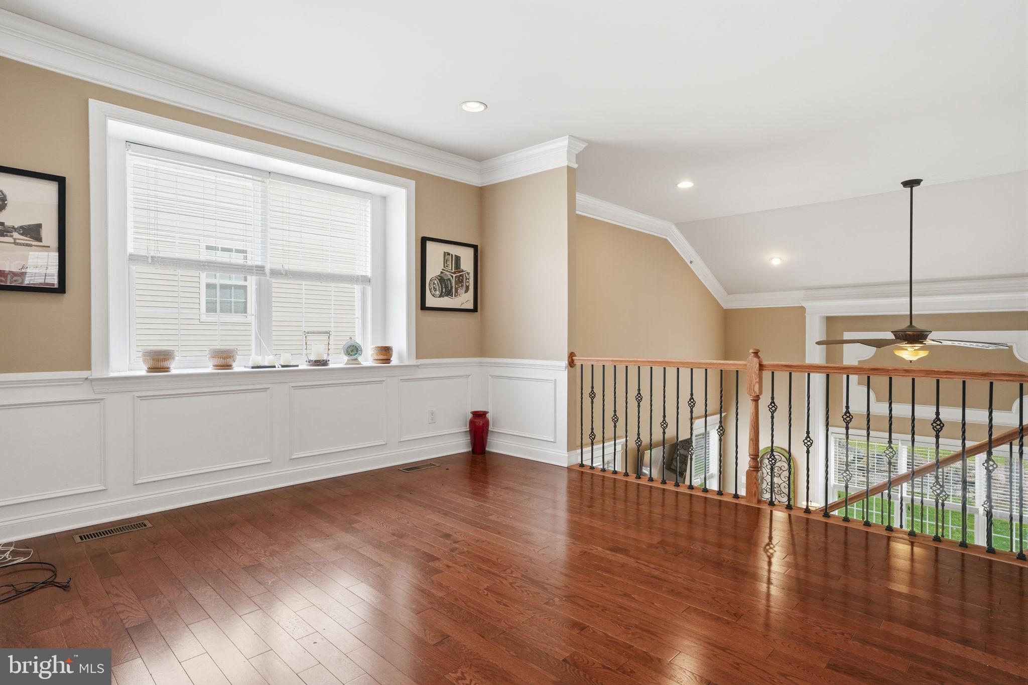 WINDSOR SQUARE - Residential