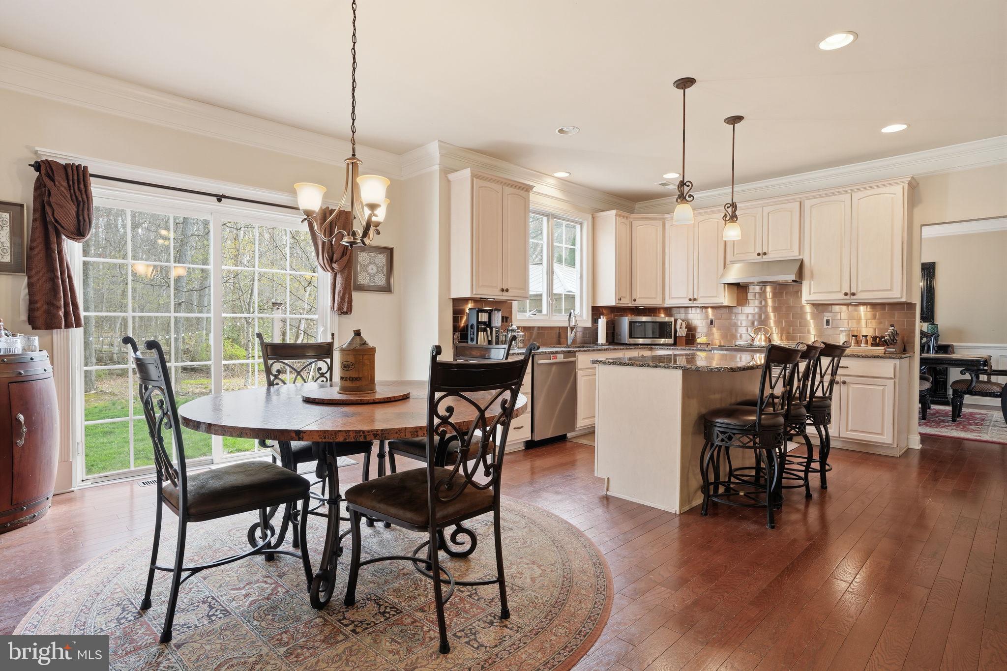 WINDSOR SQUARE - Residential