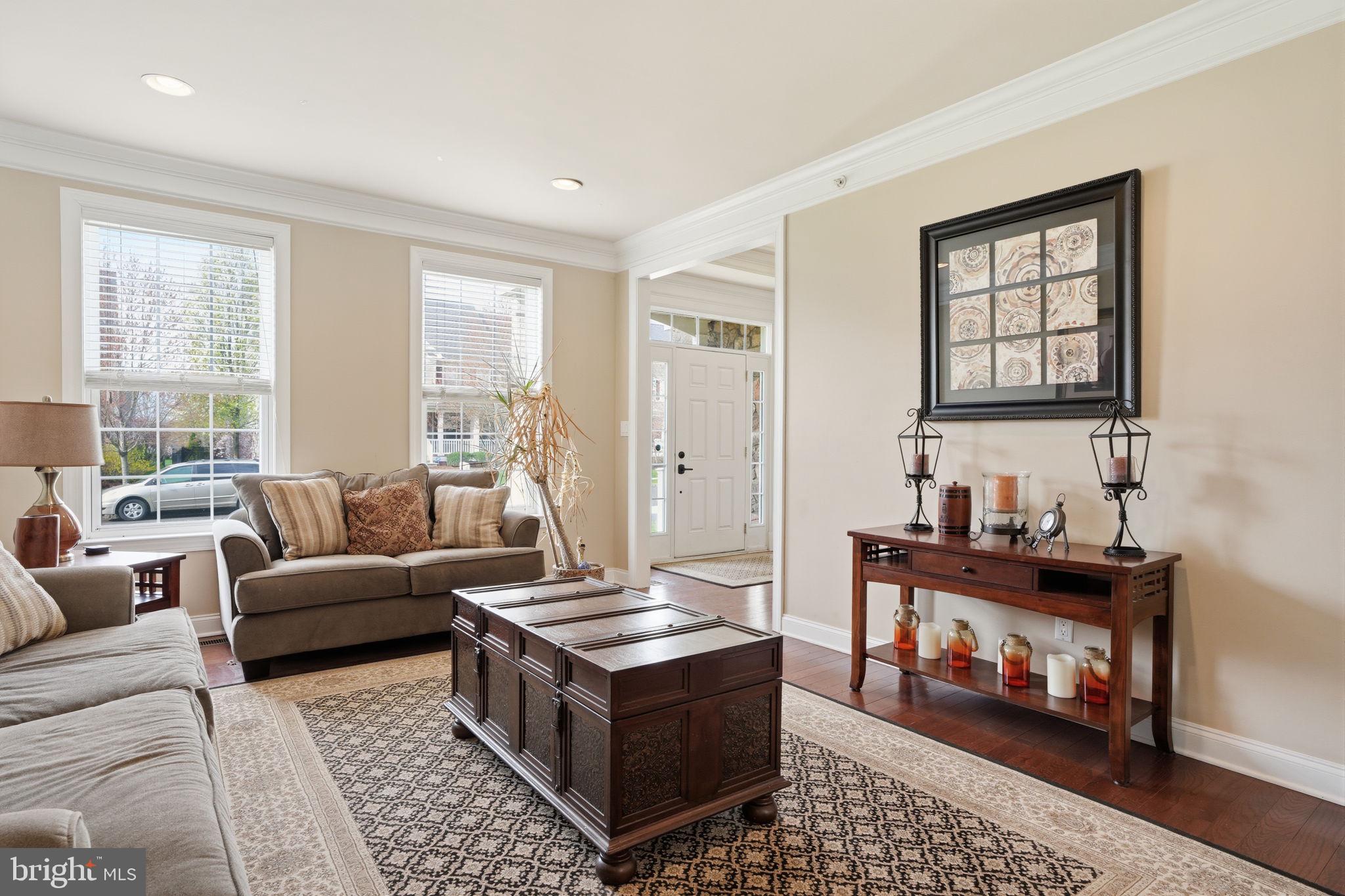 WINDSOR SQUARE - Residential