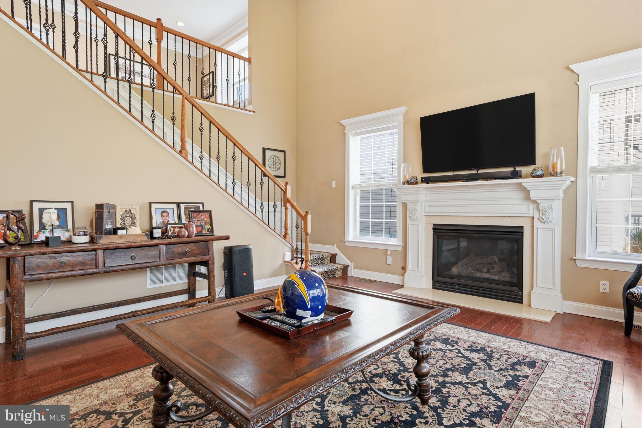 WINDSOR SQUARE - Residential