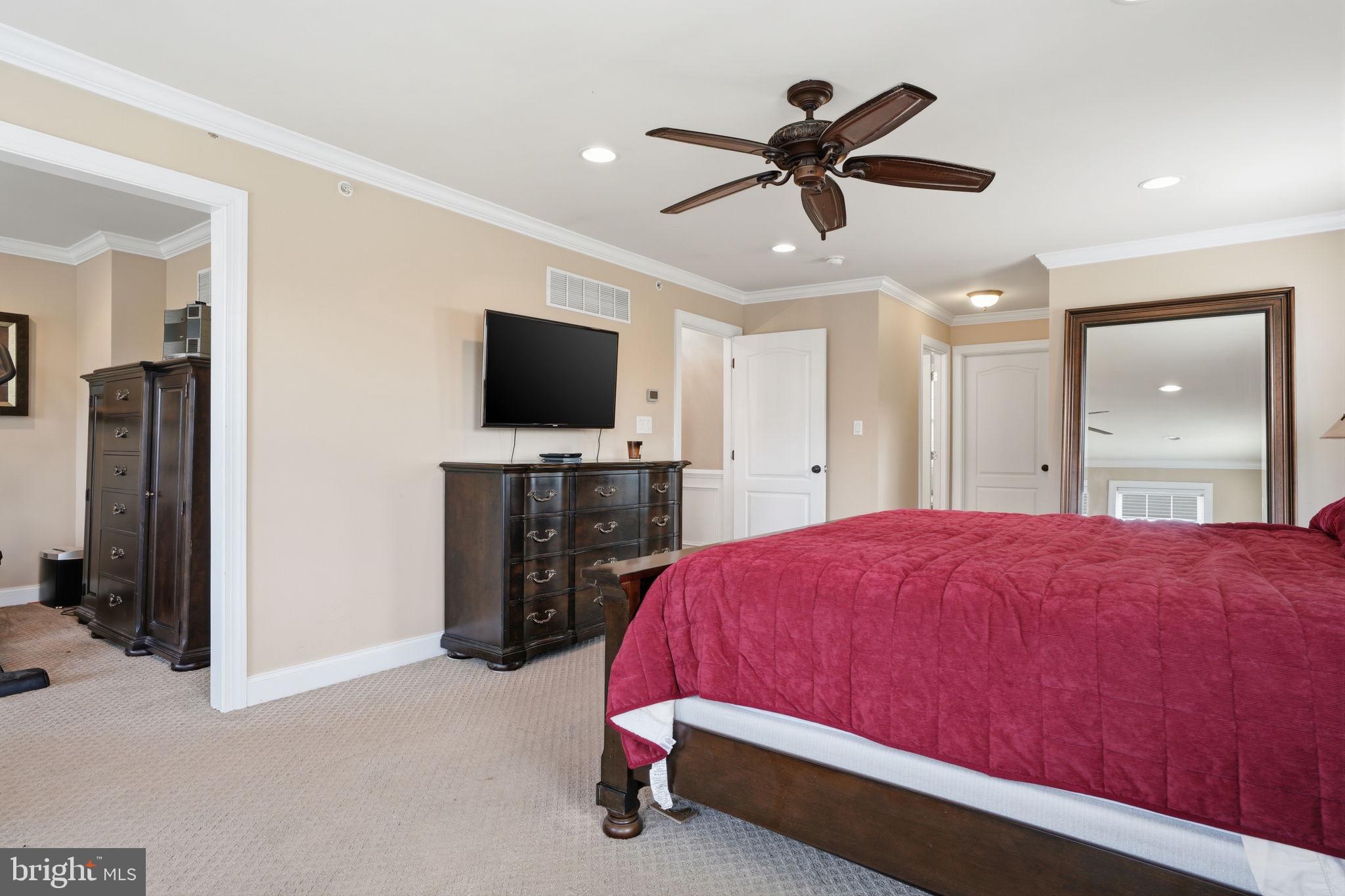 WINDSOR SQUARE - Residential