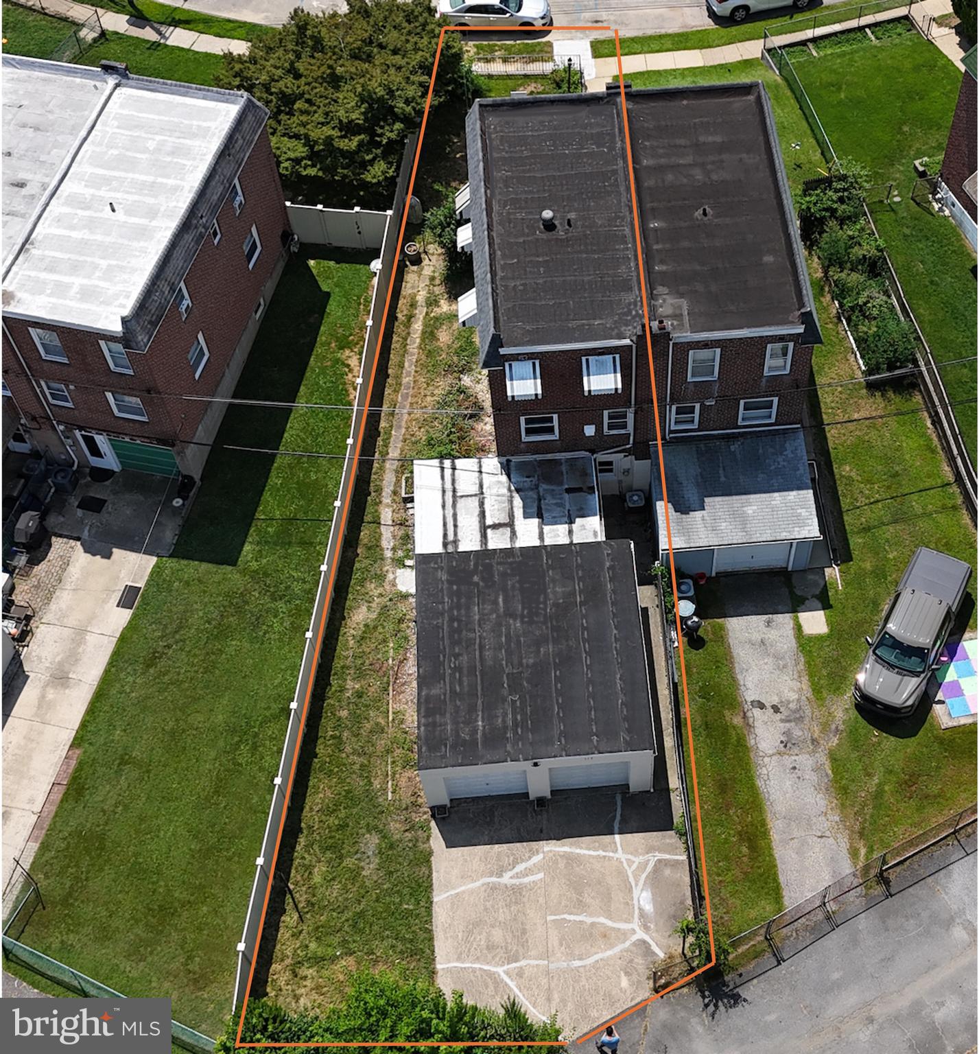 110 LYNN ROAD