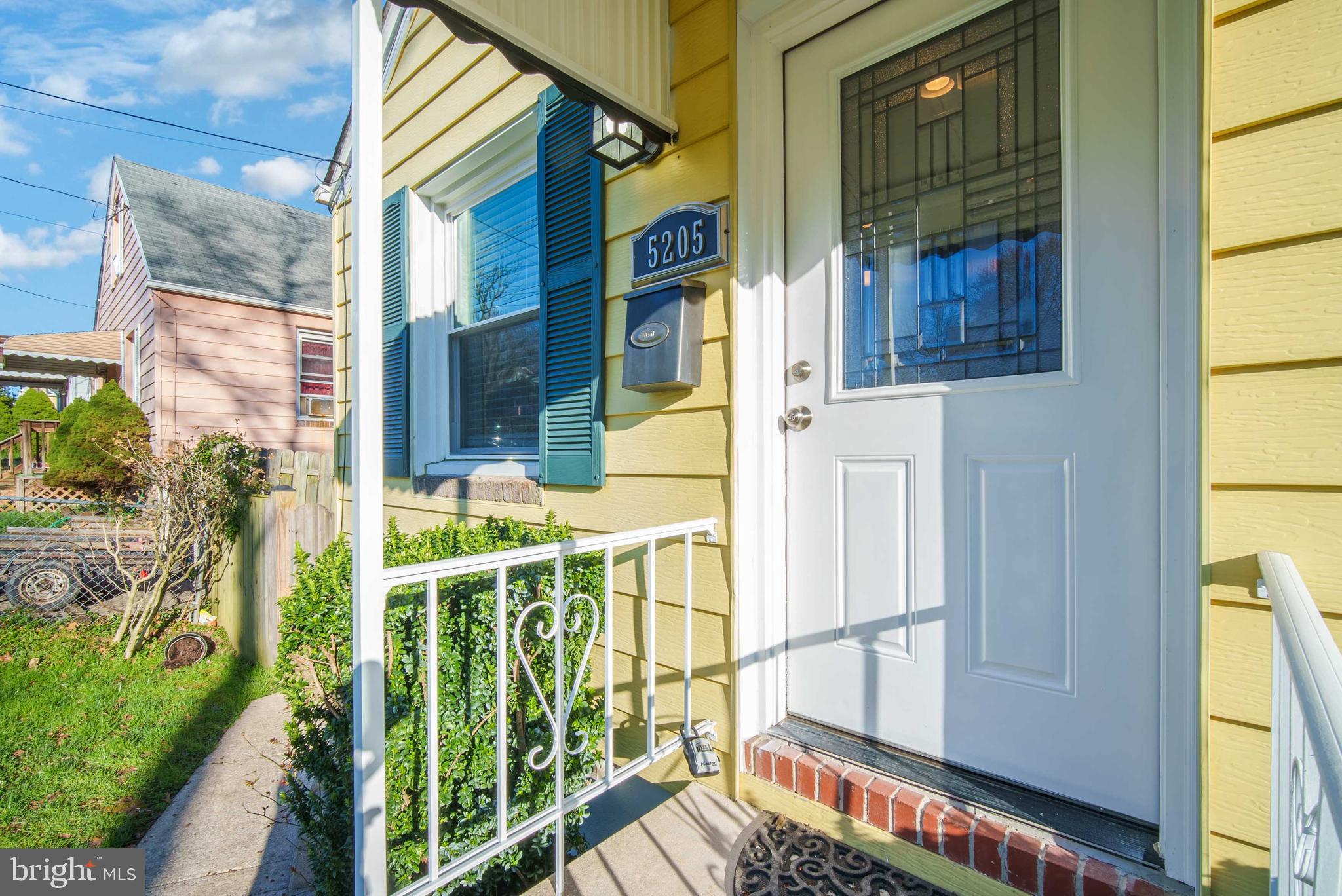 FRANKFORD - Residential