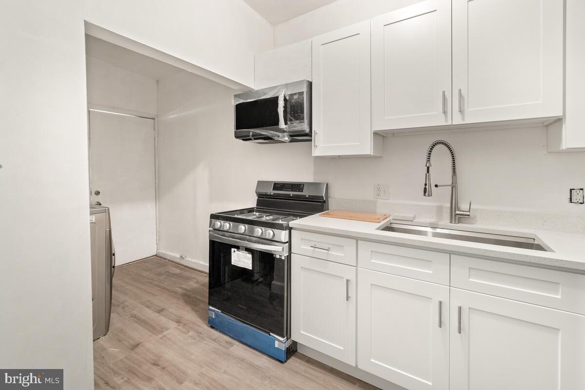 BELAIR-EDISON - Commercial Lease