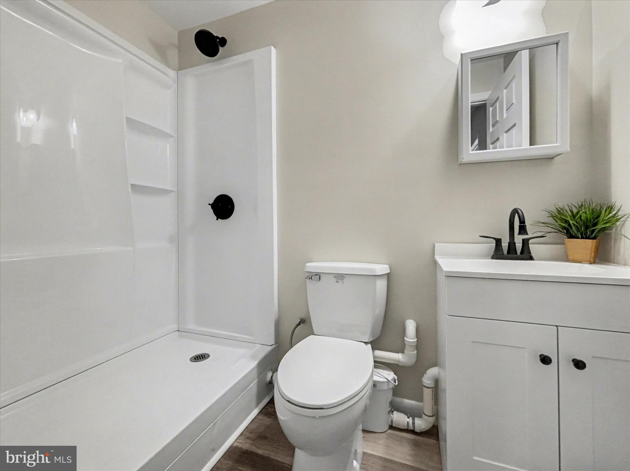 1830 HEISHMAN GARDEN DRIVE