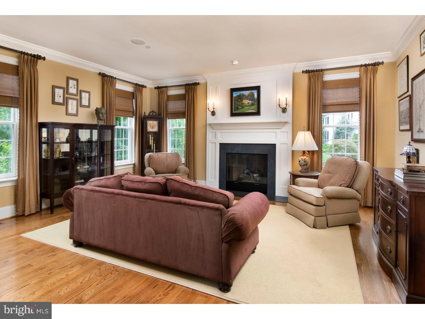 WHITE HORSE - Residential