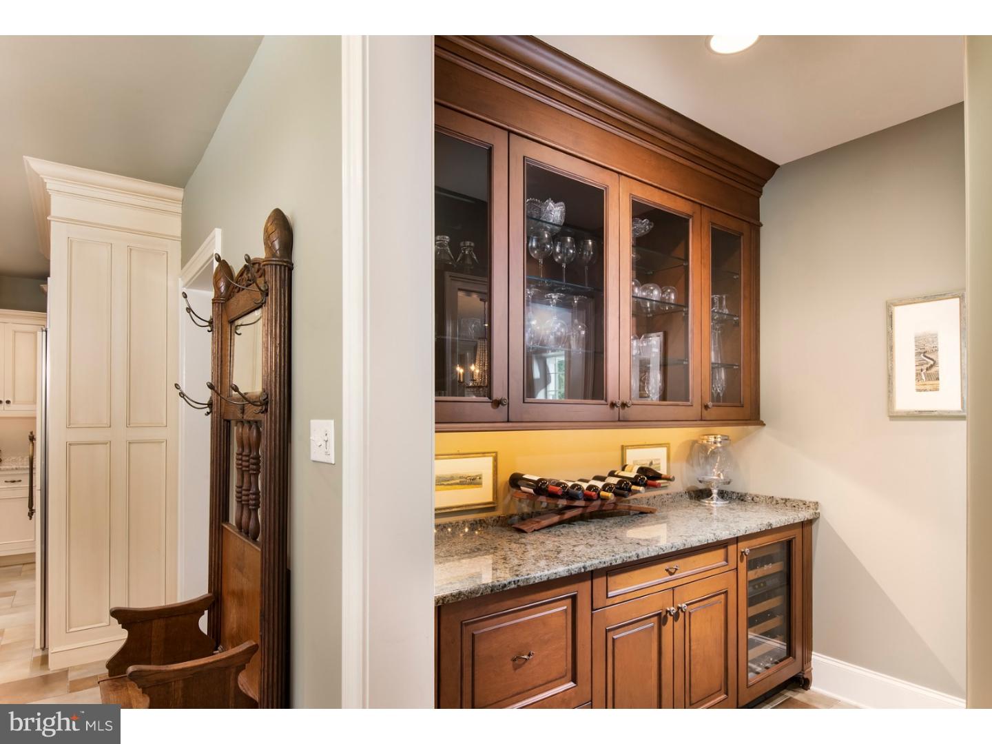 WHITE HORSE - Residential