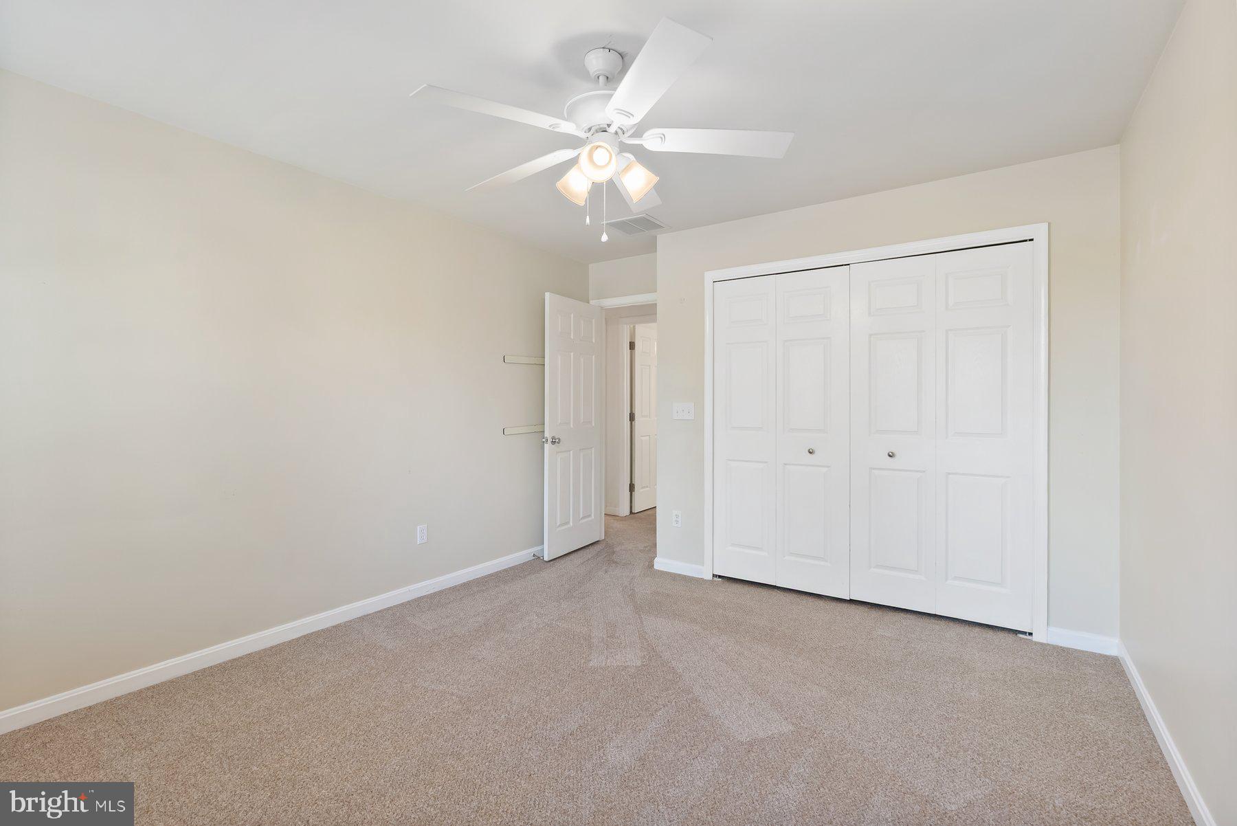 SAUNDERS POINT - Residential