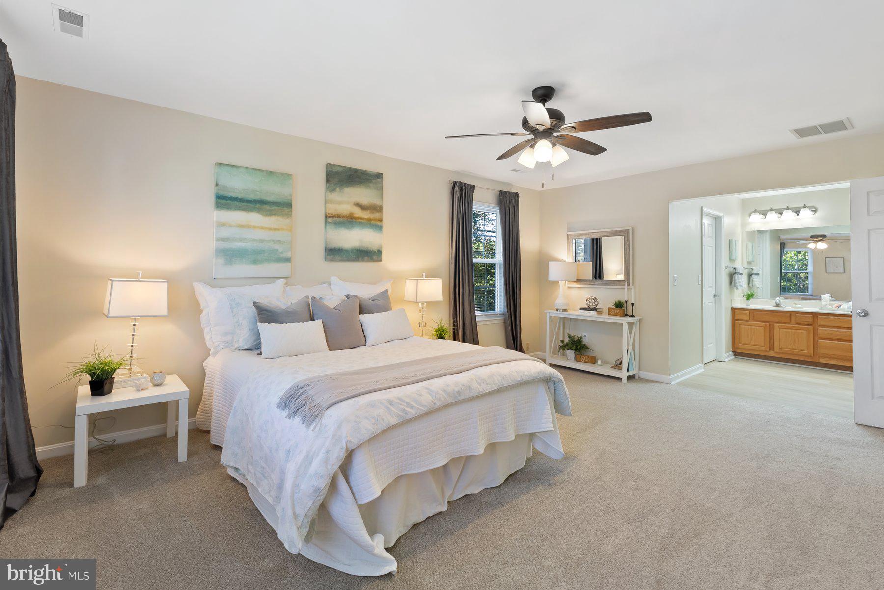 SAUNDERS POINT - Residential