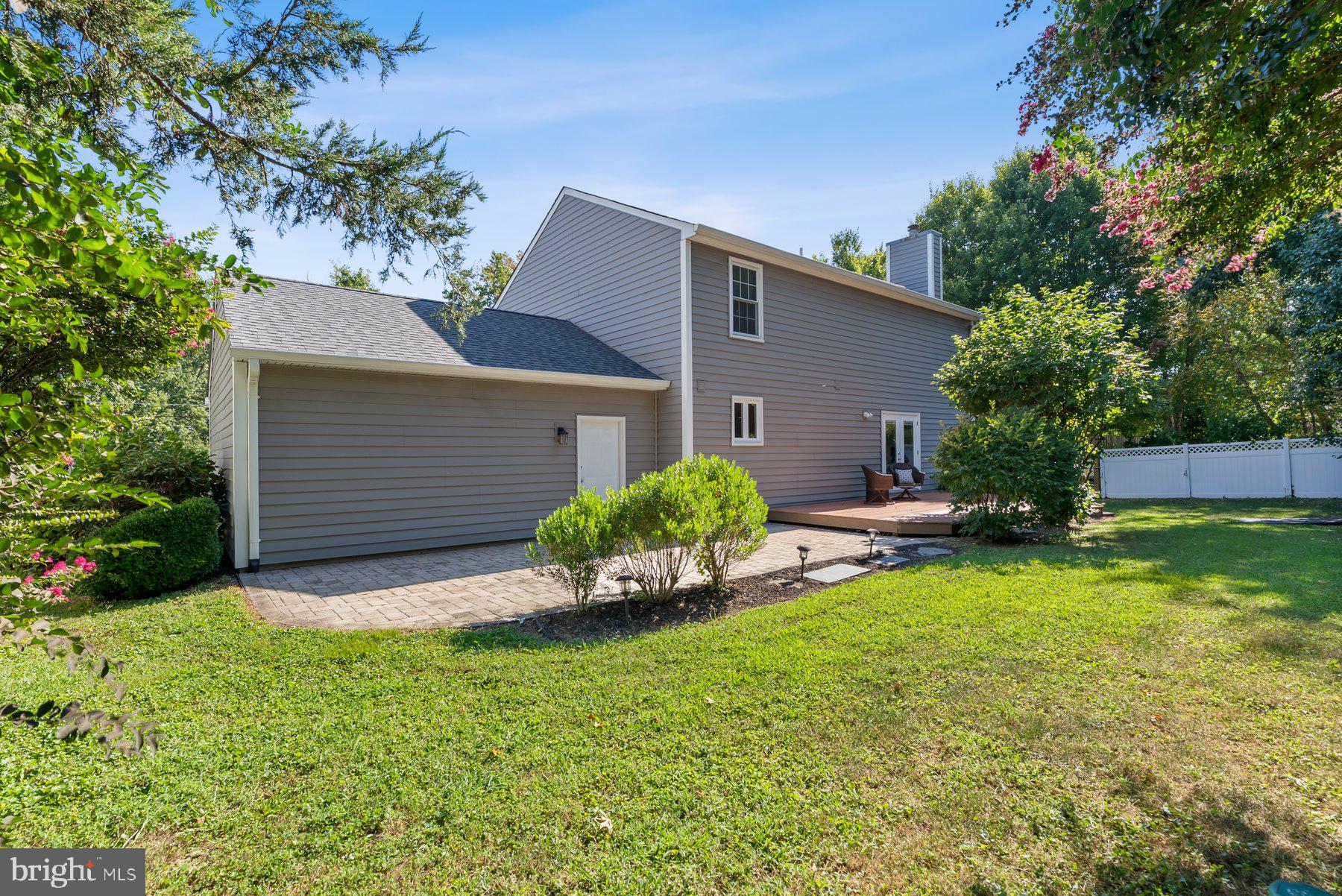 SAUNDERS POINT - Residential