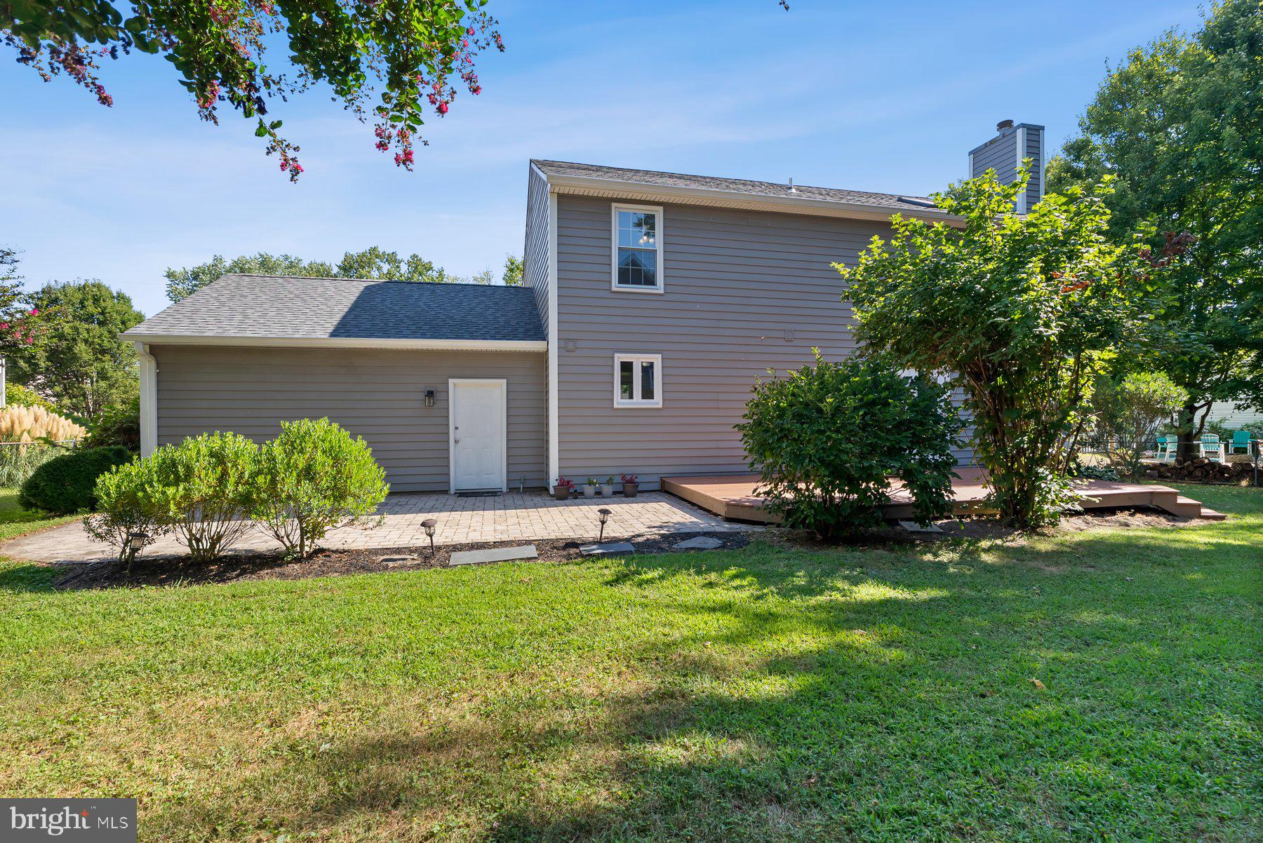 SAUNDERS POINT - Residential