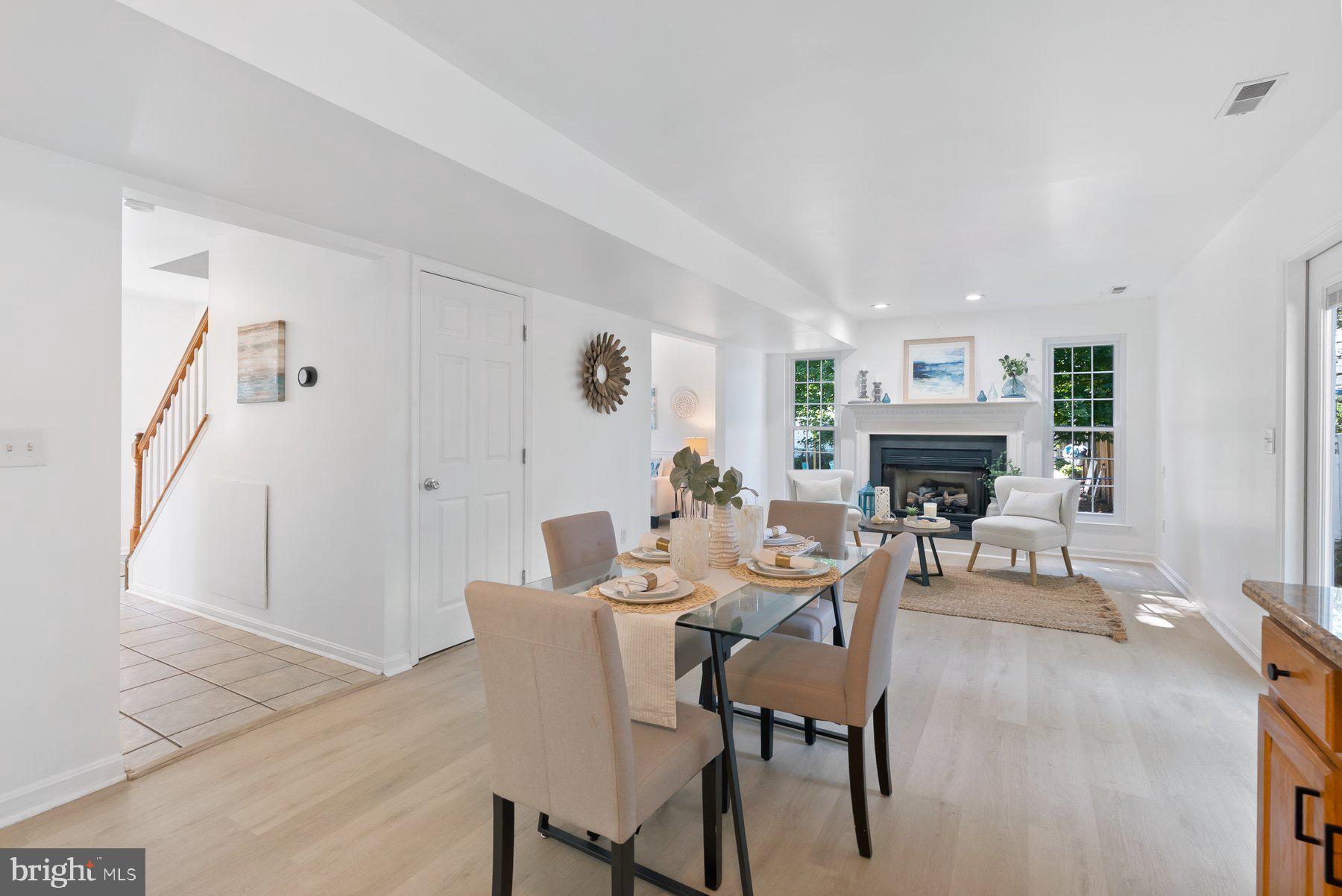 SAUNDERS POINT - Residential