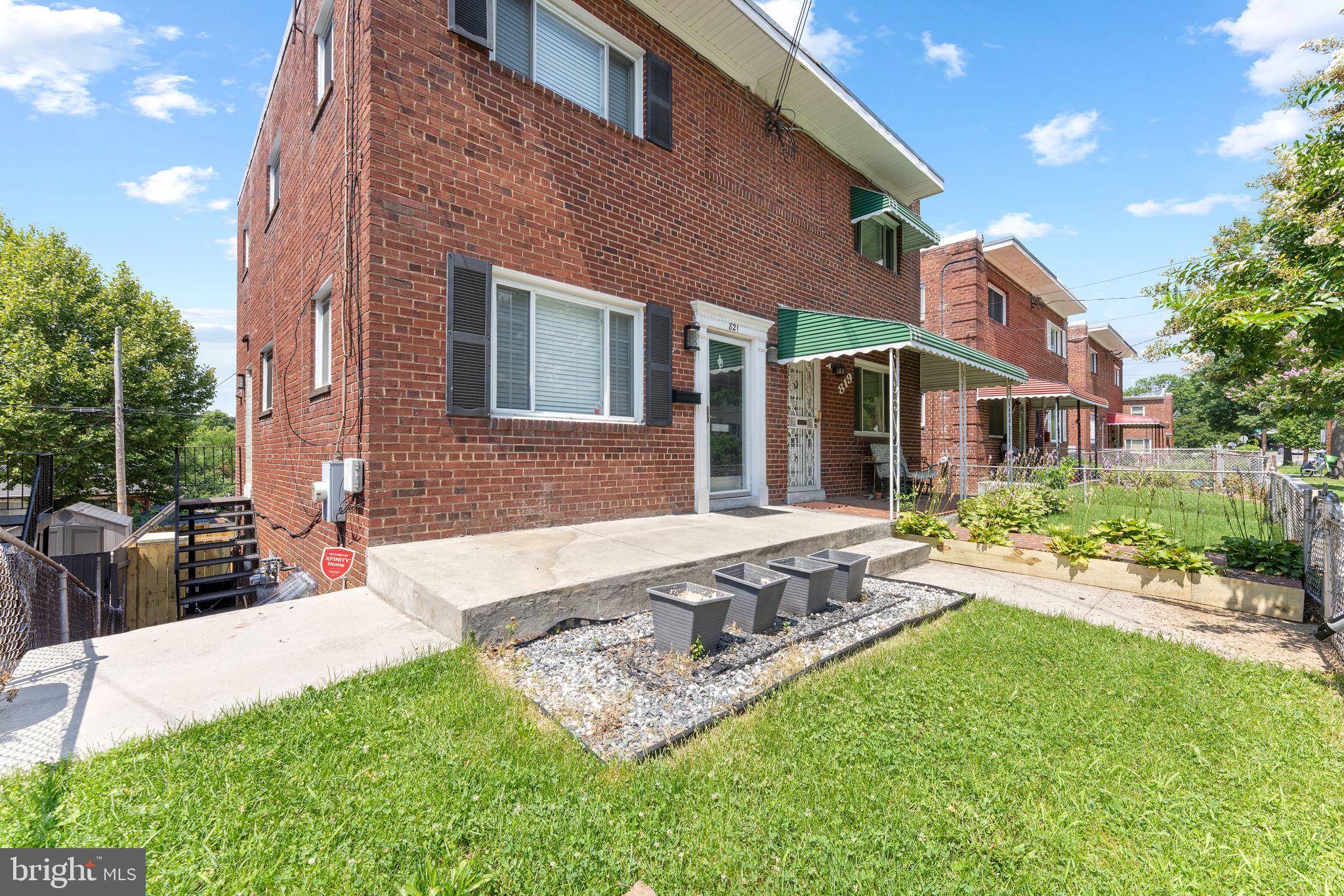 821 OGLETHORPE STREET NE