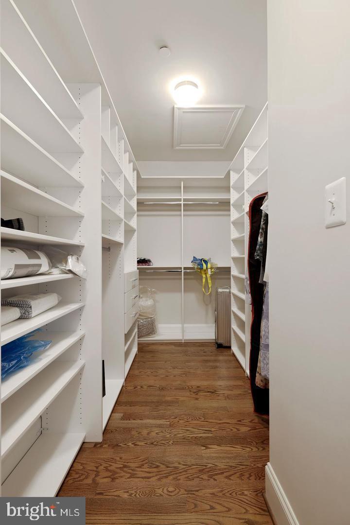 LANDON WOODS - Residential Lease