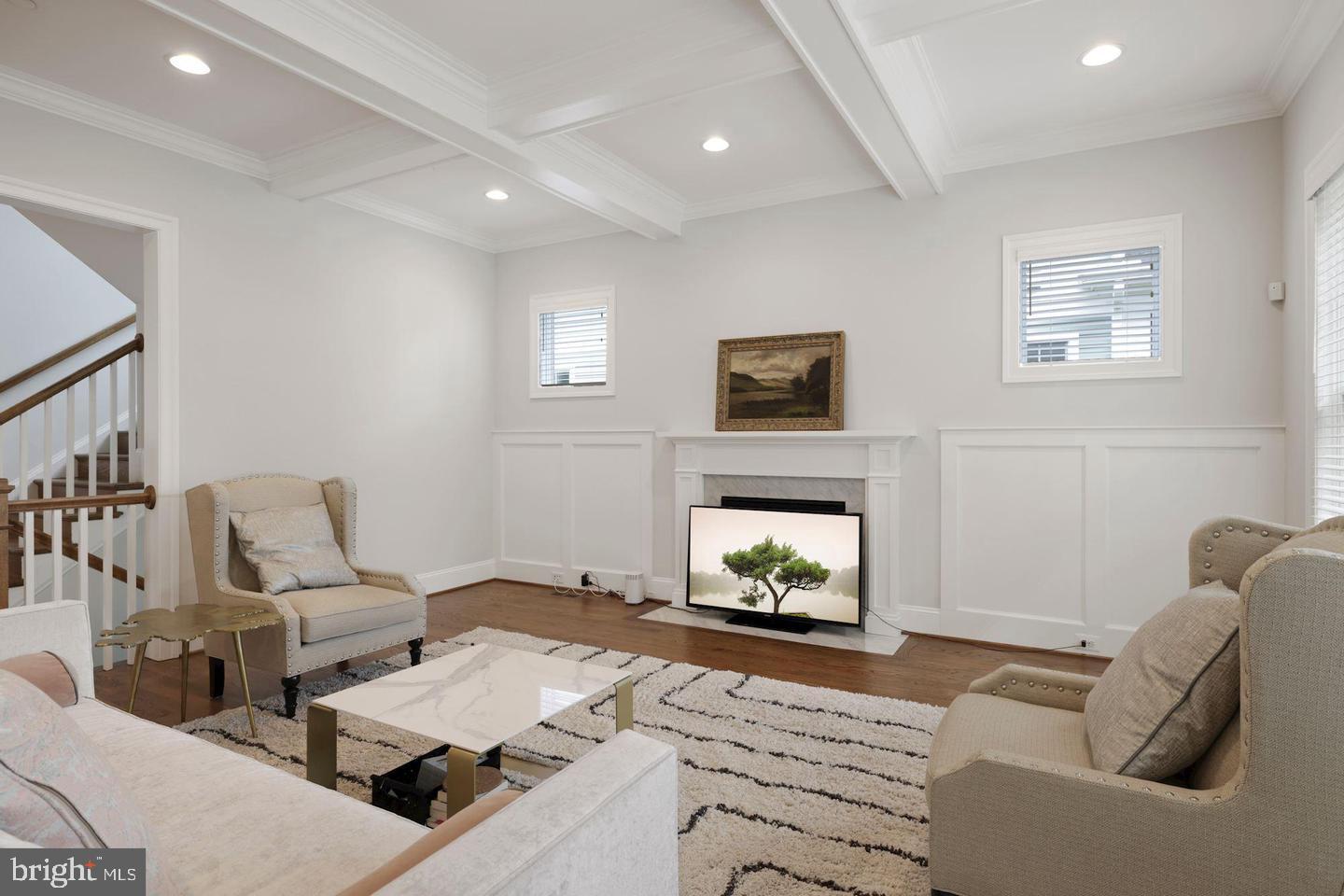 LANDON WOODS - Residential Lease