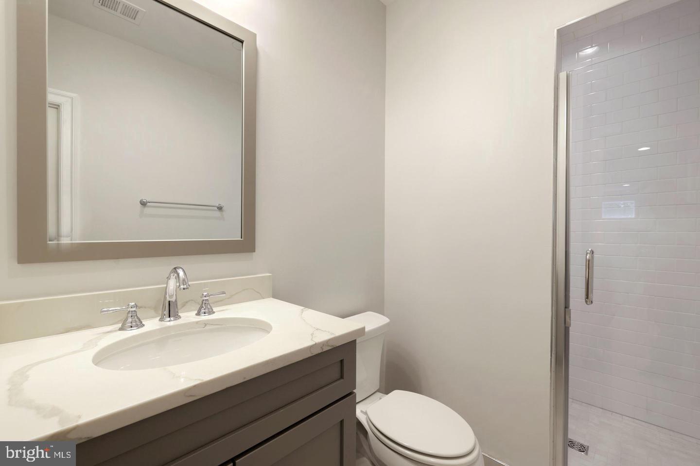 LANDON WOODS - Residential Lease