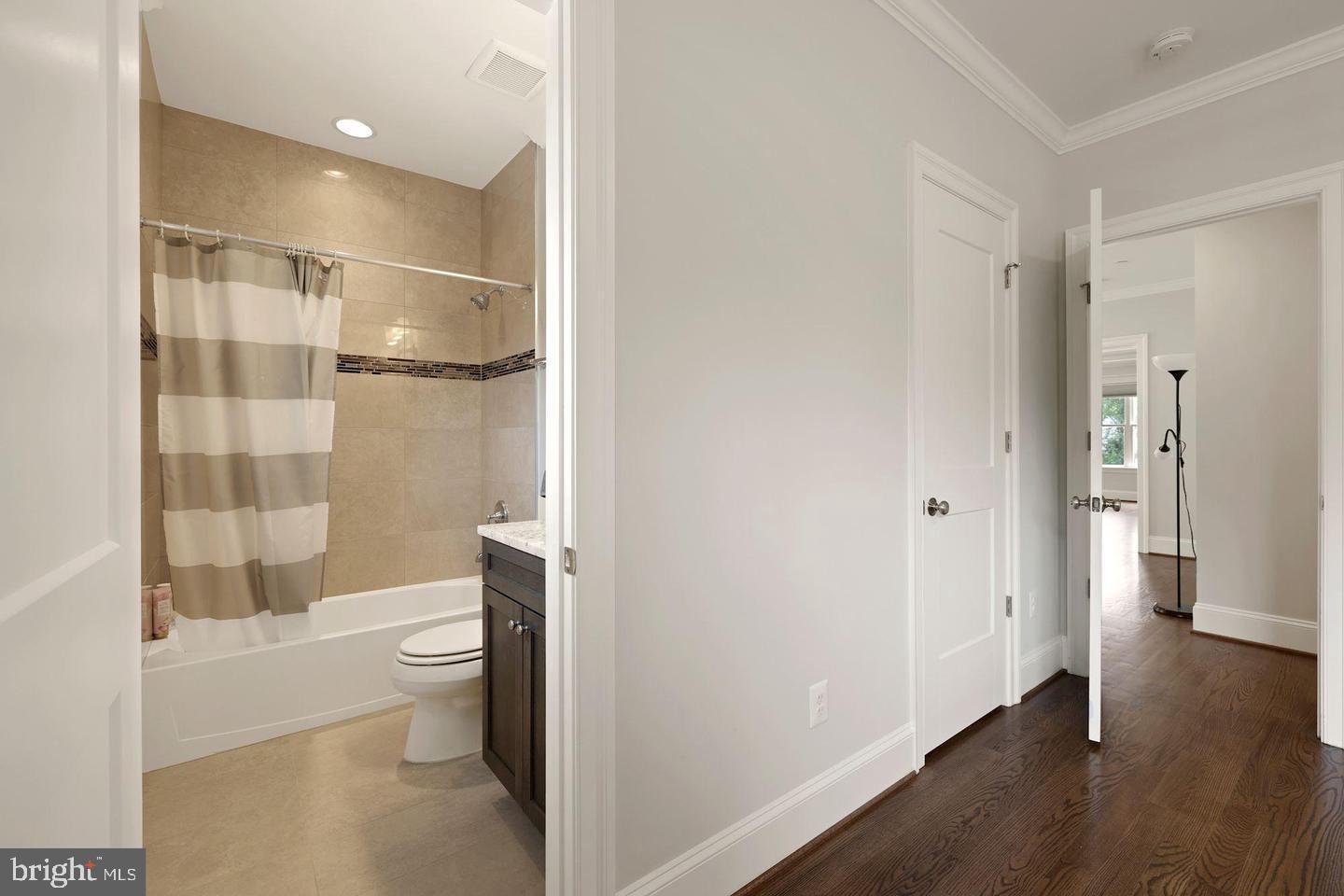 LANDON WOODS - Residential Lease