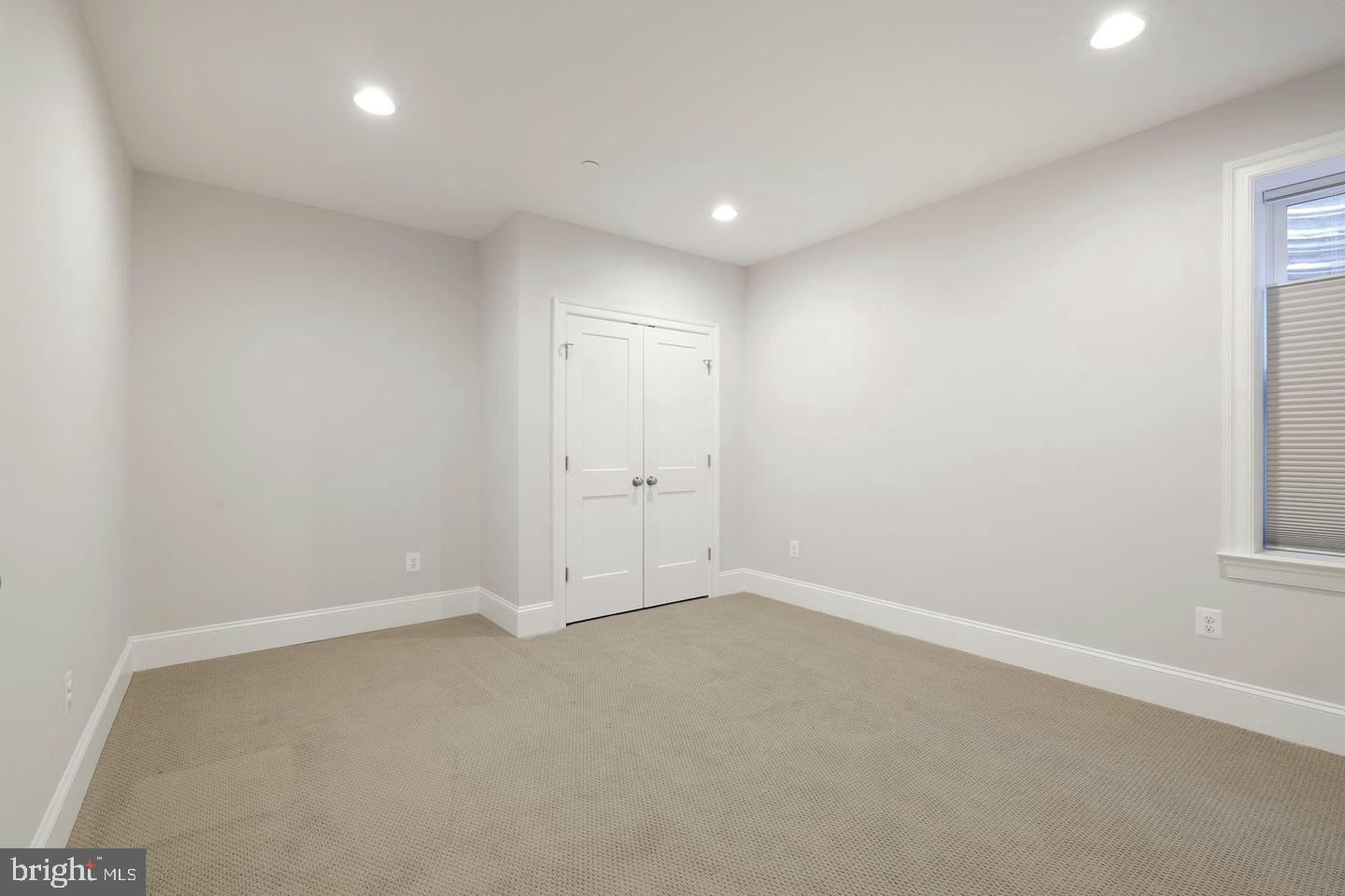 LANDON WOODS - Residential Lease