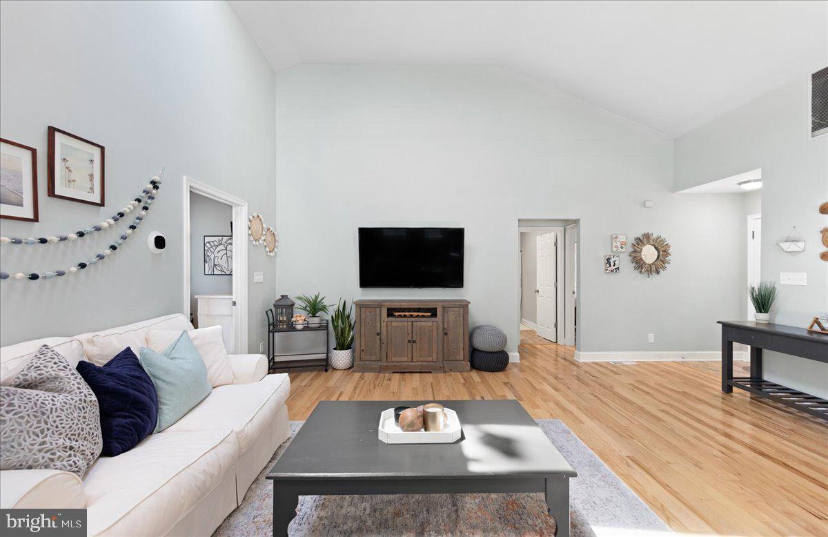 CAINE WOODS - Residential