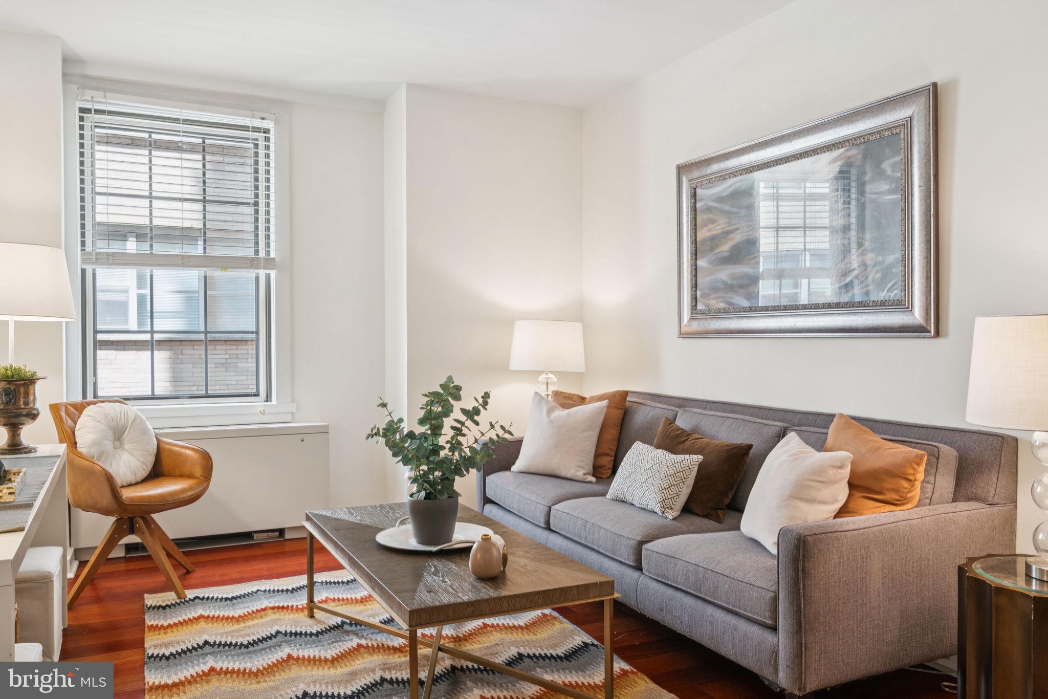 RITTENHOUSE SQUARE - Residential