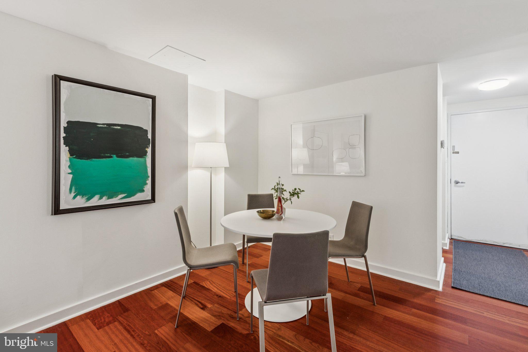 RITTENHOUSE SQUARE - Residential