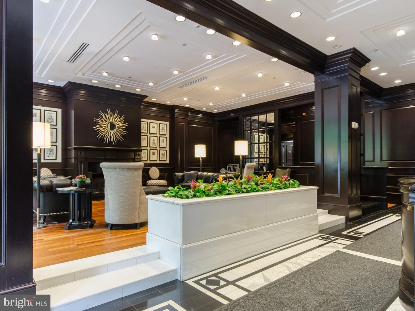 RITTENHOUSE SQUARE - Residential