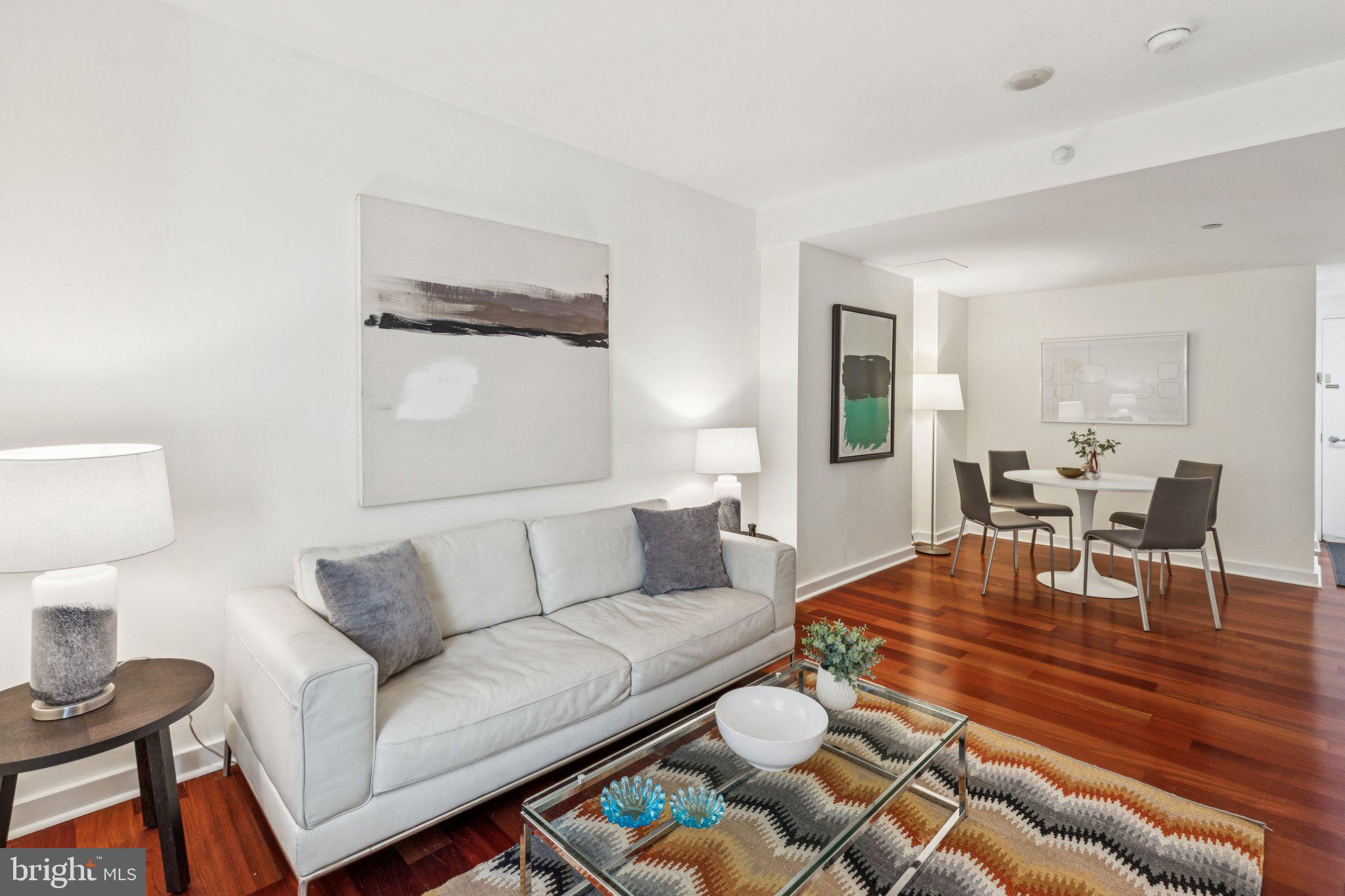 RITTENHOUSE SQUARE - Residential