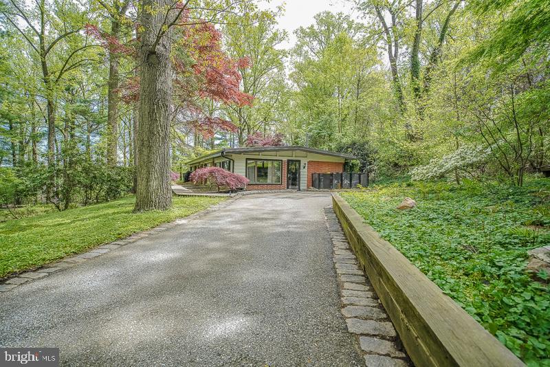 WAYNEWOOD - Residential