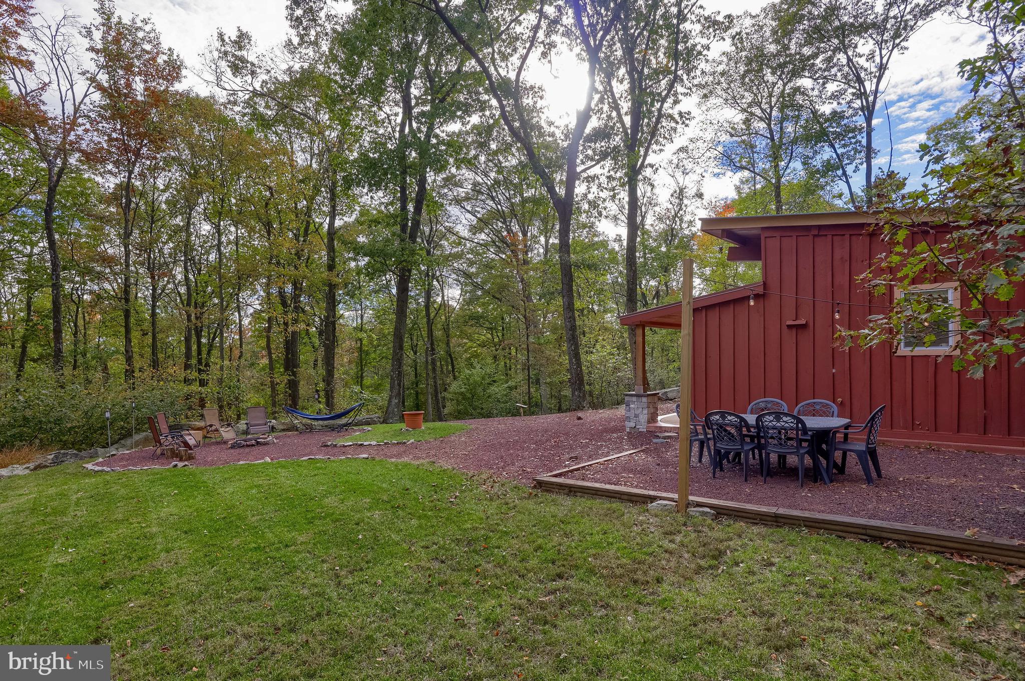 ARROWPOINT ESTATES - Residential