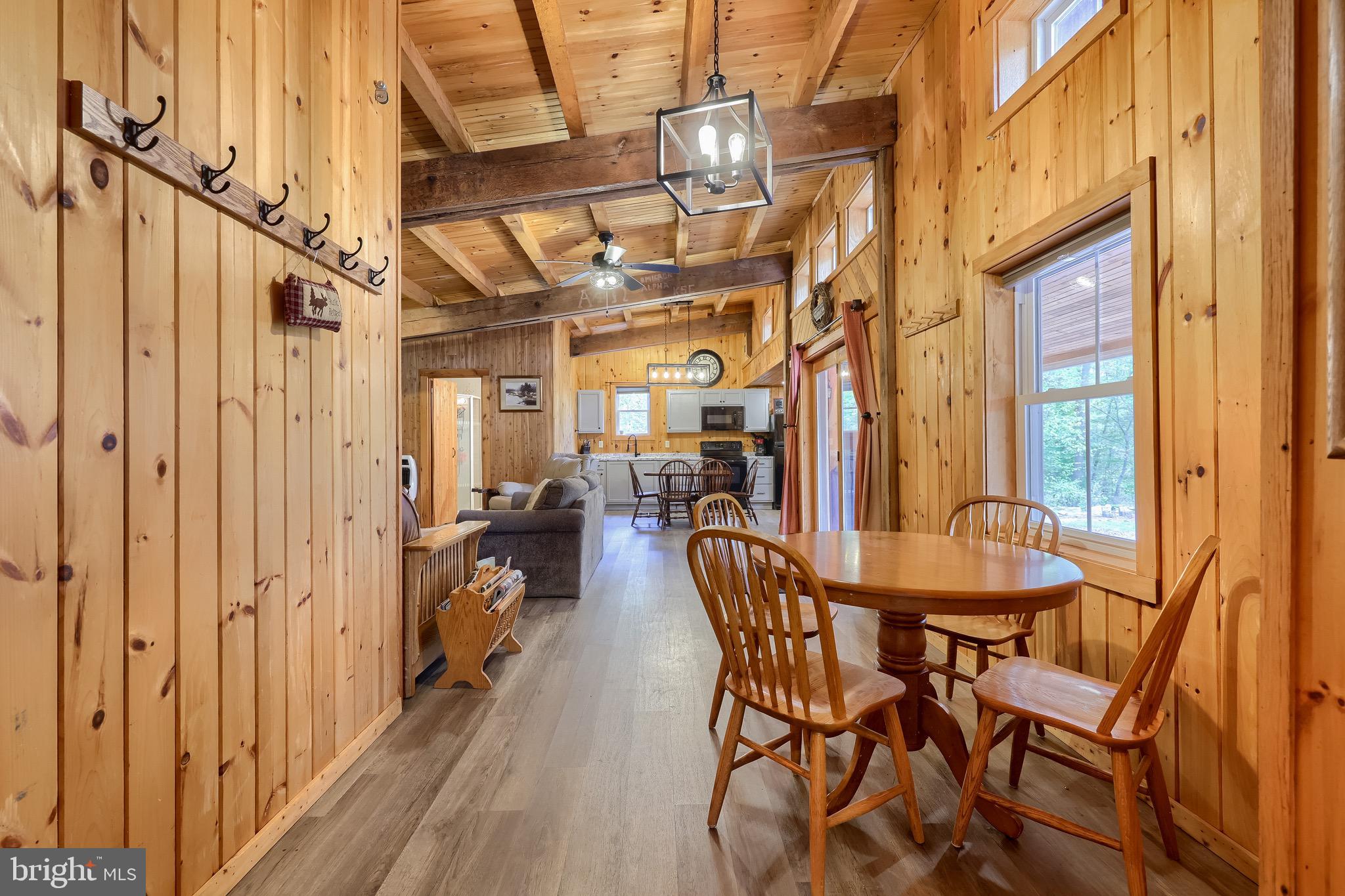 ARROWPOINT ESTATES - Residential