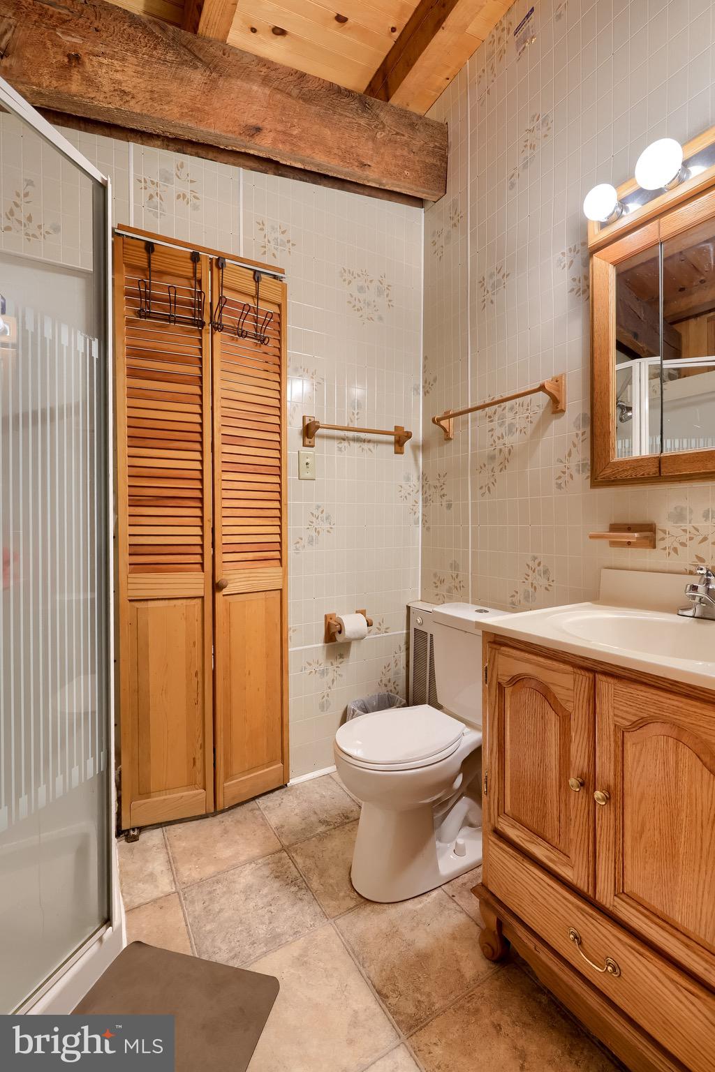 ARROWPOINT ESTATES - Residential