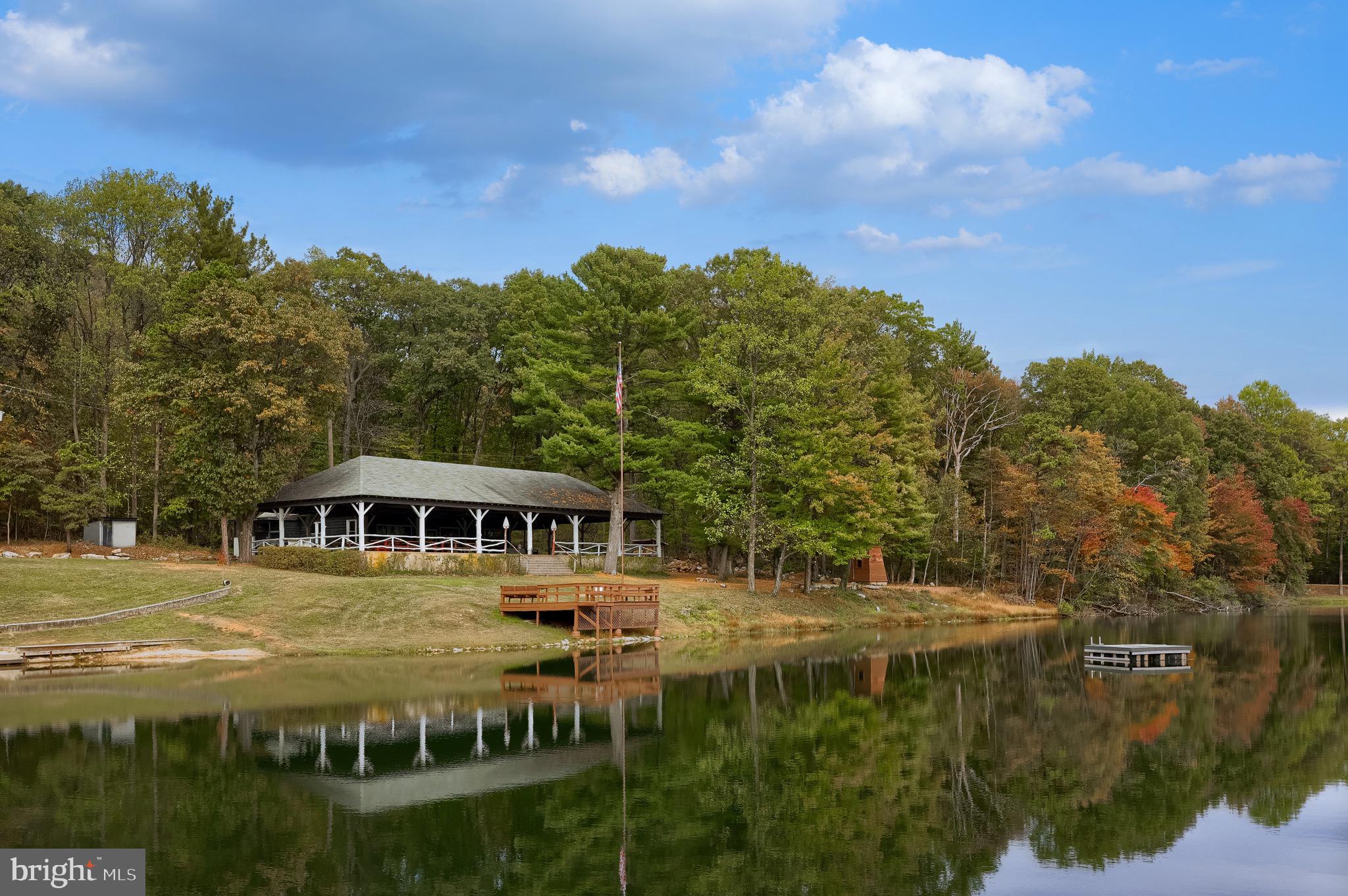 ARROWPOINT ESTATES - Residential