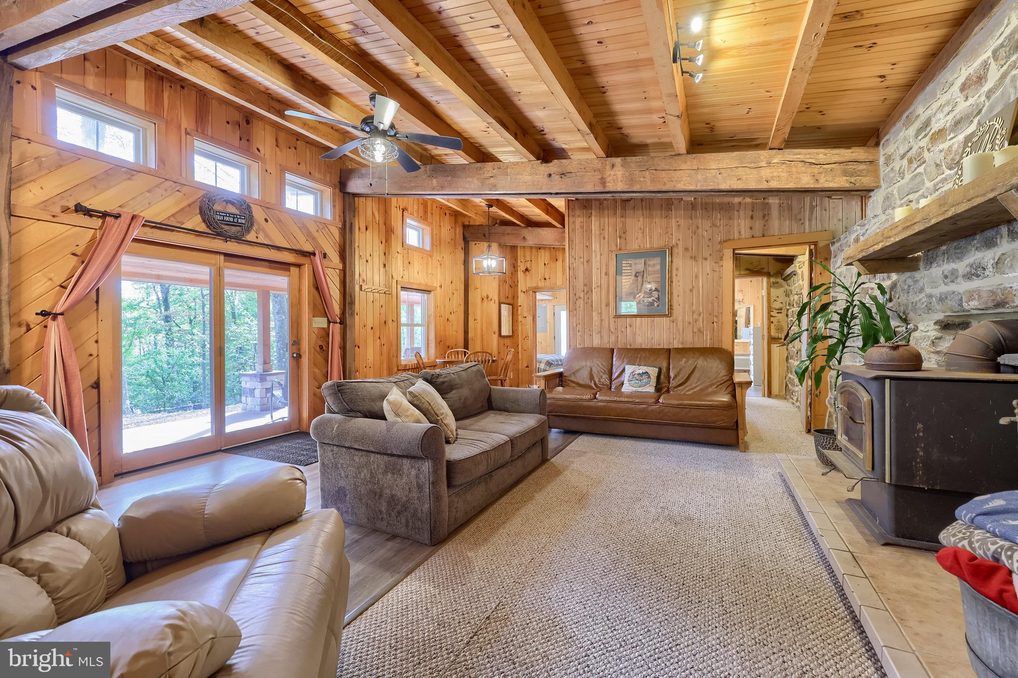 ARROWPOINT ESTATES - Residential