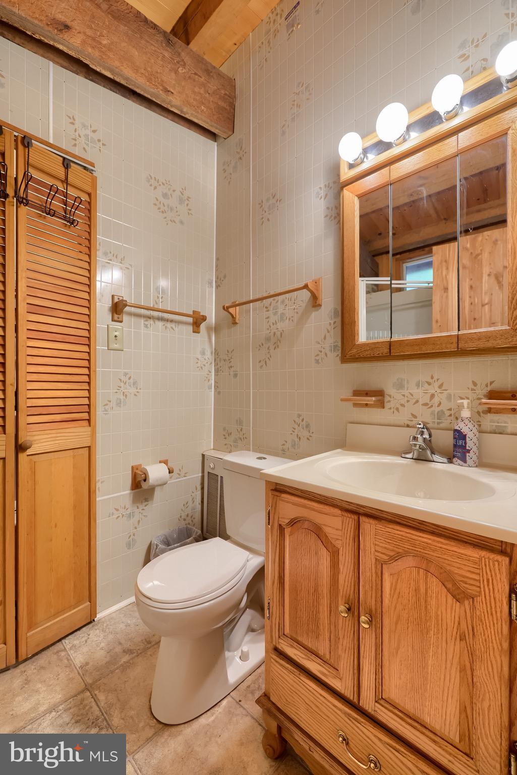 ARROWPOINT ESTATES - Residential