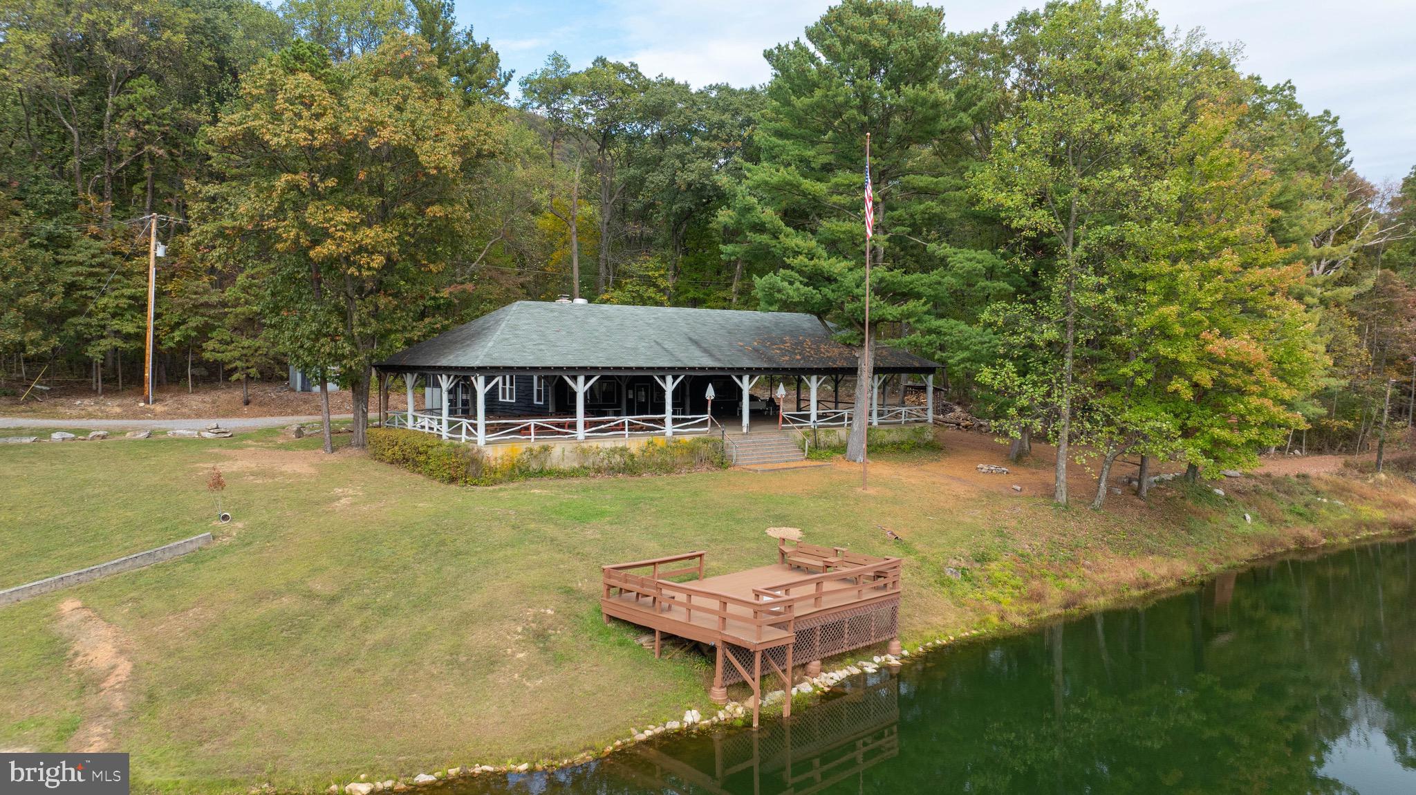 ARROWPOINT ESTATES - Residential