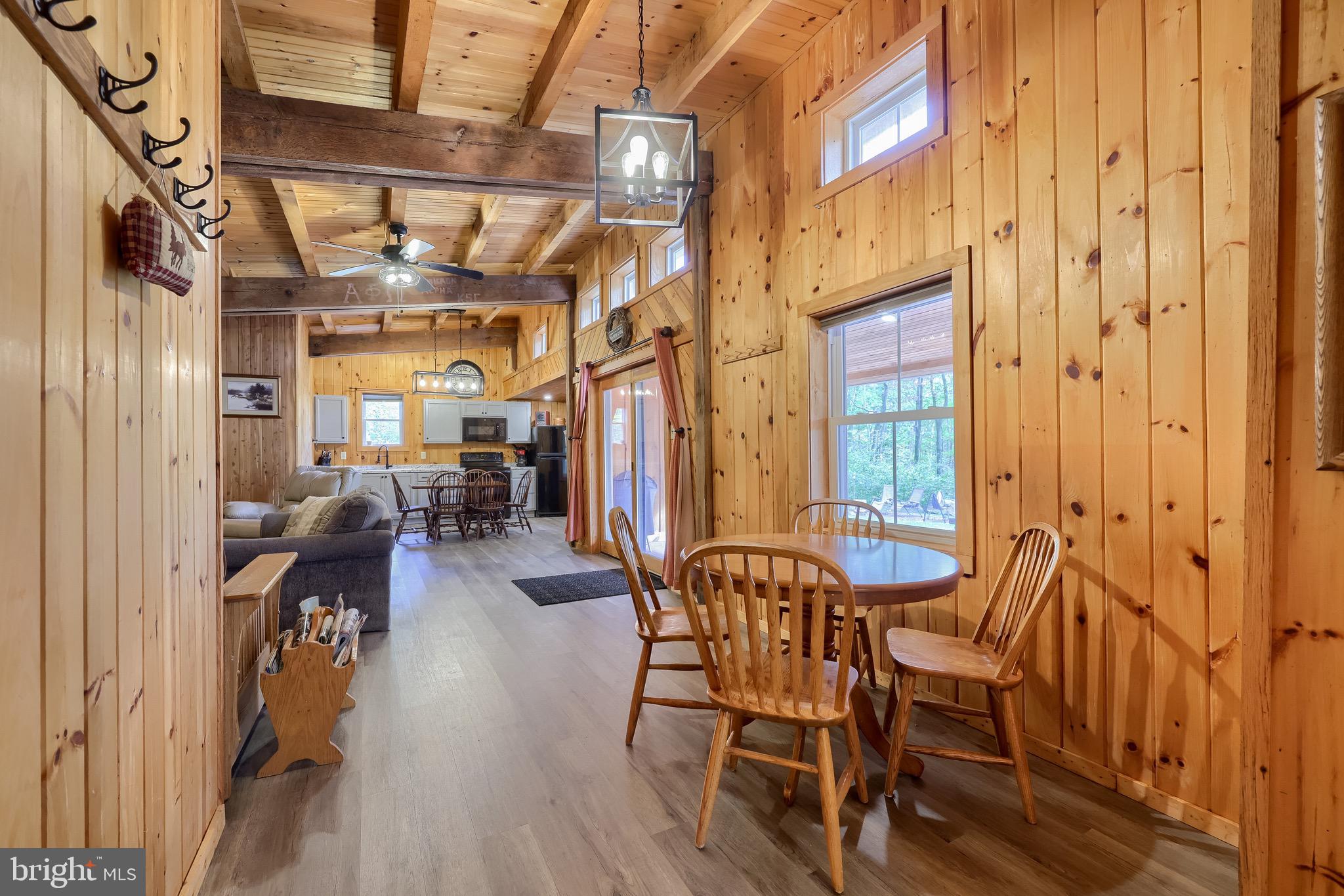 ARROWPOINT ESTATES - Residential