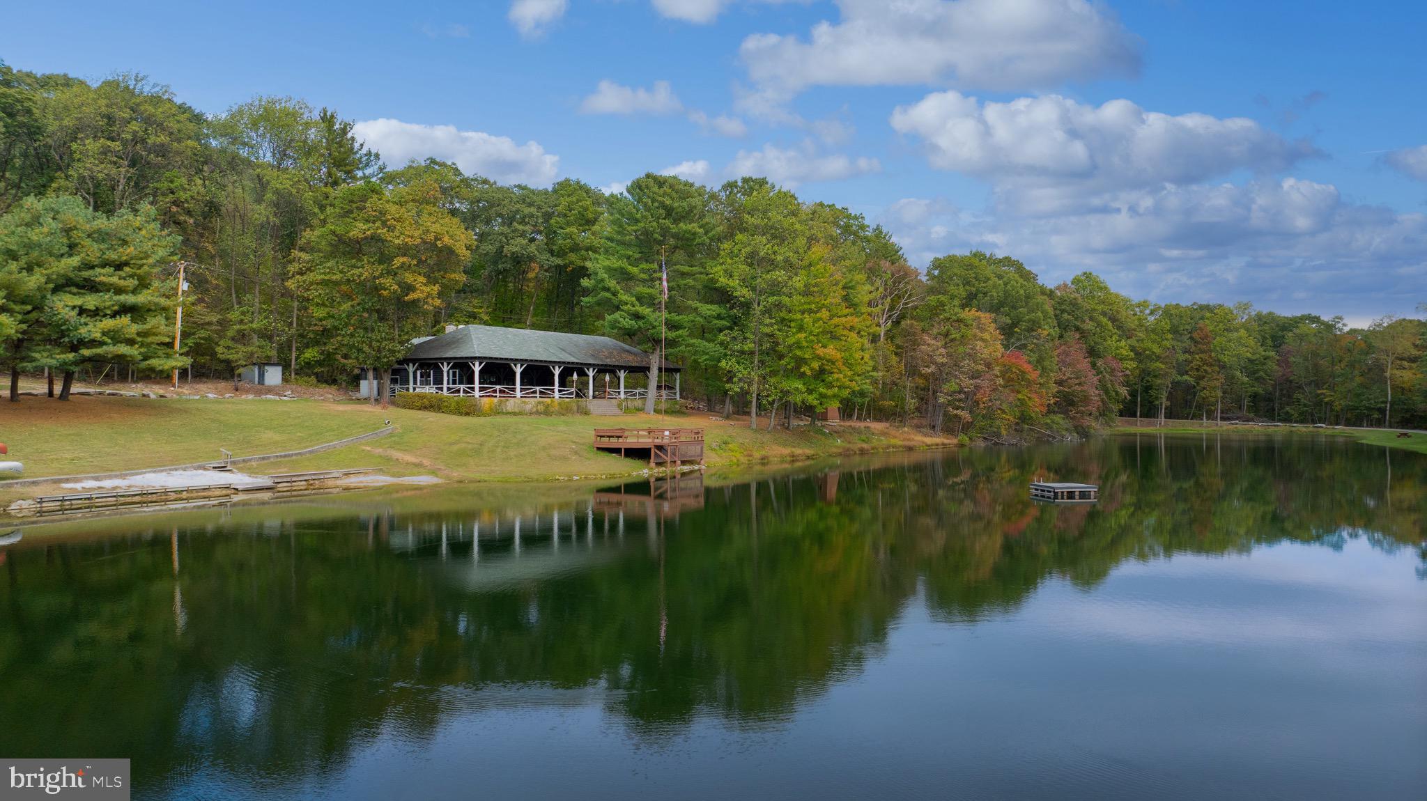 ARROWPOINT ESTATES - Residential